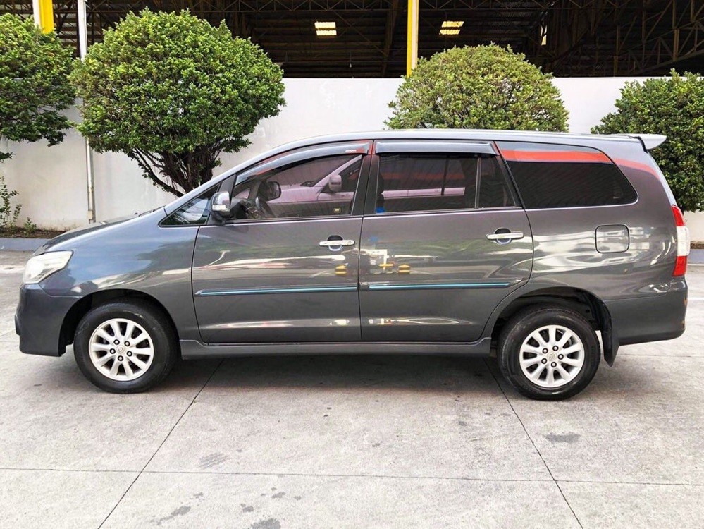 2015 Toyota Innova 2015 Toyota Innova