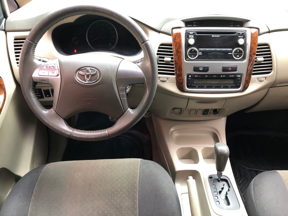2015 Toyota Innova 2015 Toyota Innova