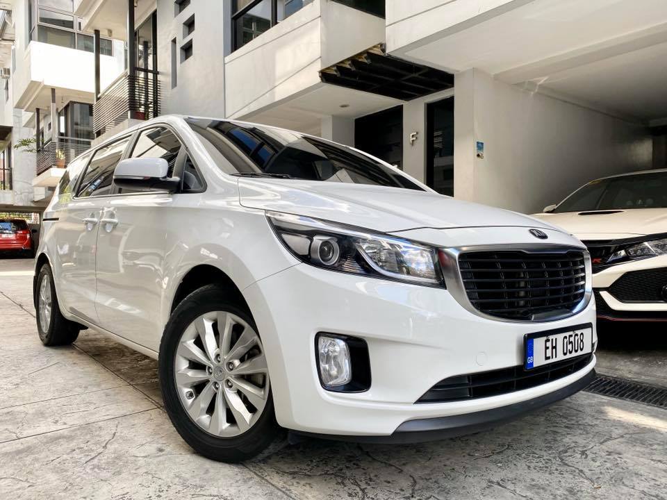 2017 Kia Grand Carnival 2017 Kia Grand Carnival
