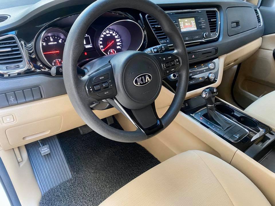 2017 Kia Grand Carnival 2017 Kia Grand Carnival