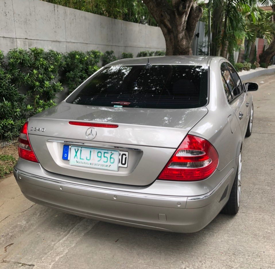 2003 Mercedes-Benz E-Class Sedan 2003 Mercedes-Benz E-Class Sedan