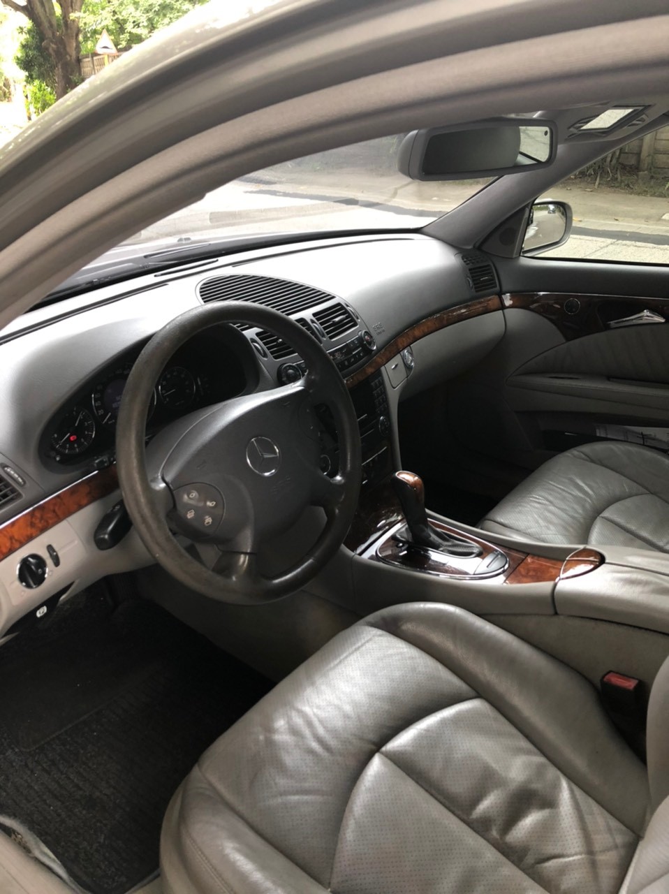 2003 Mercedes-Benz E-Class Sedan 2003 Mercedes-Benz E-Class Sedan