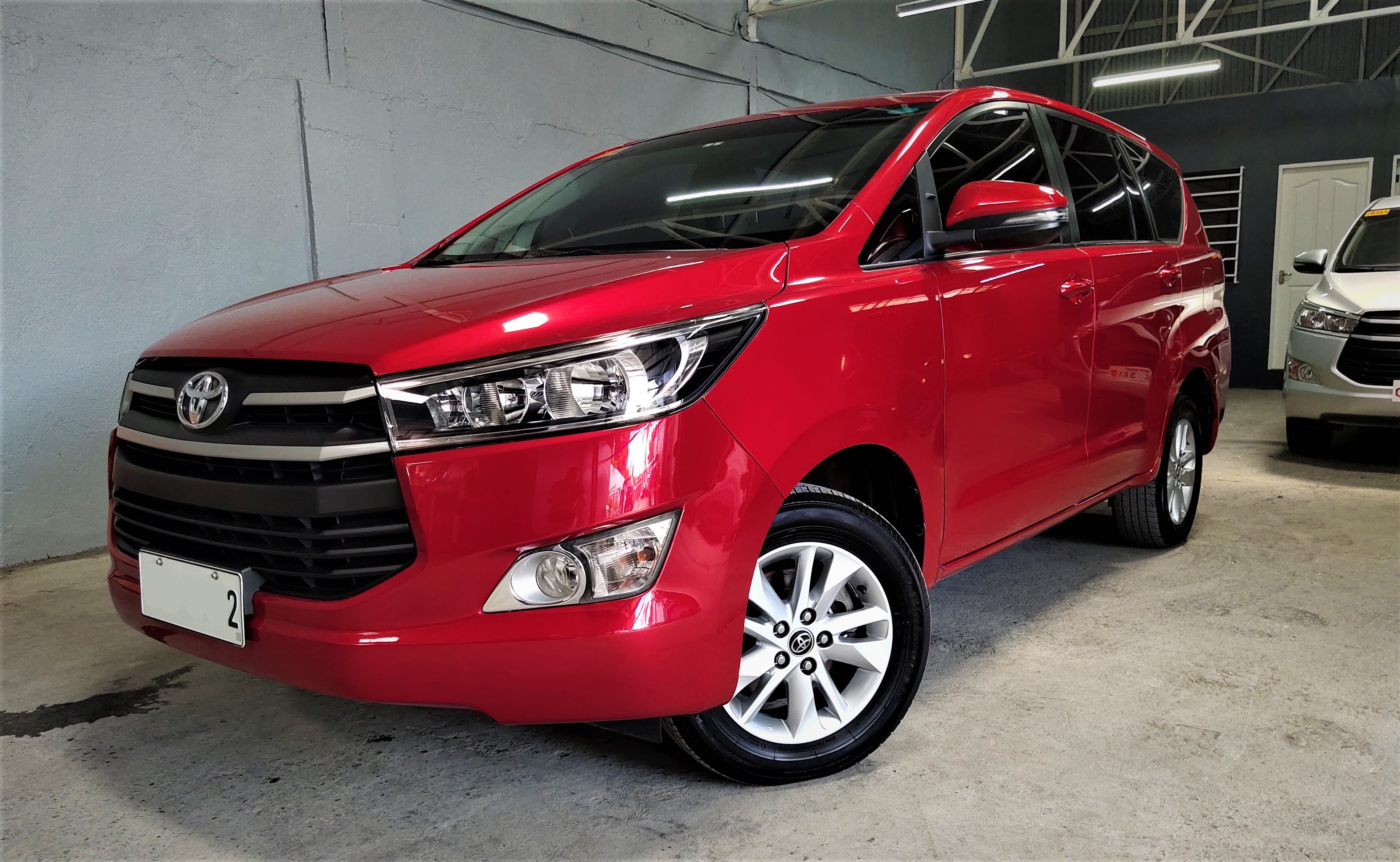 Second Hand 2018 Toyota Innova Second Hand 2018 Toyota Innova
