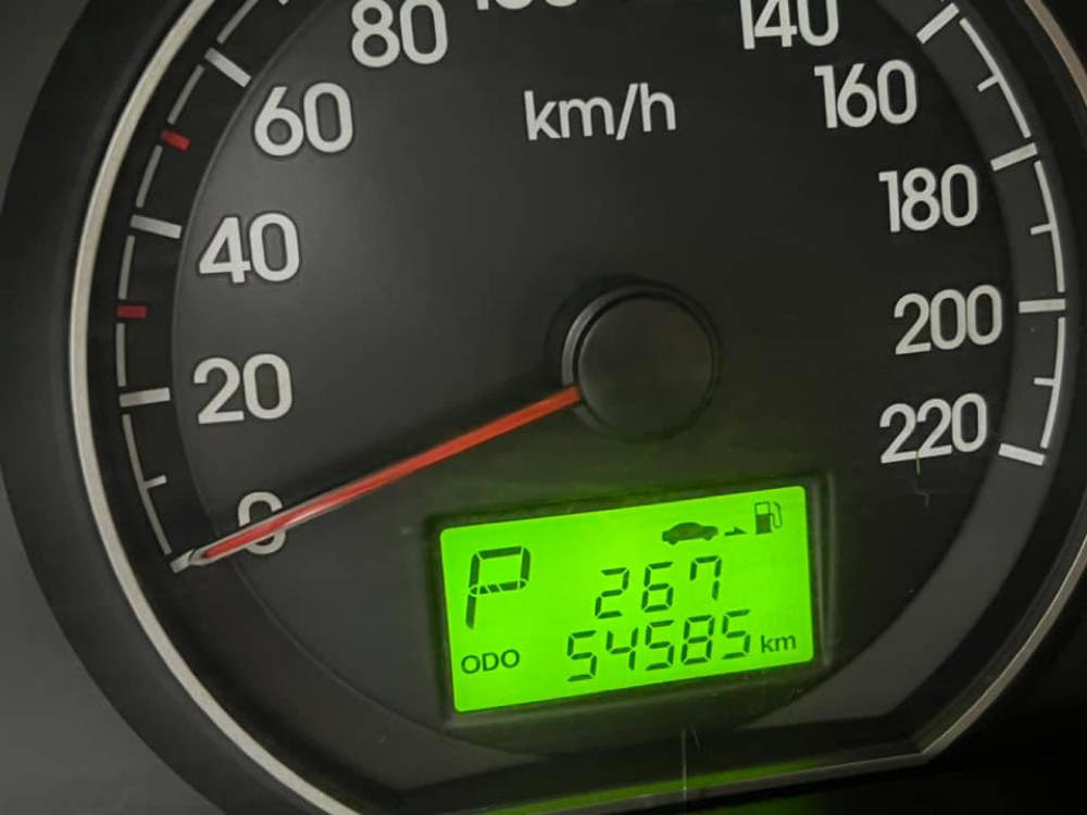 2nd Hand 2010 Hyundai Starex 2.5L Gold AT