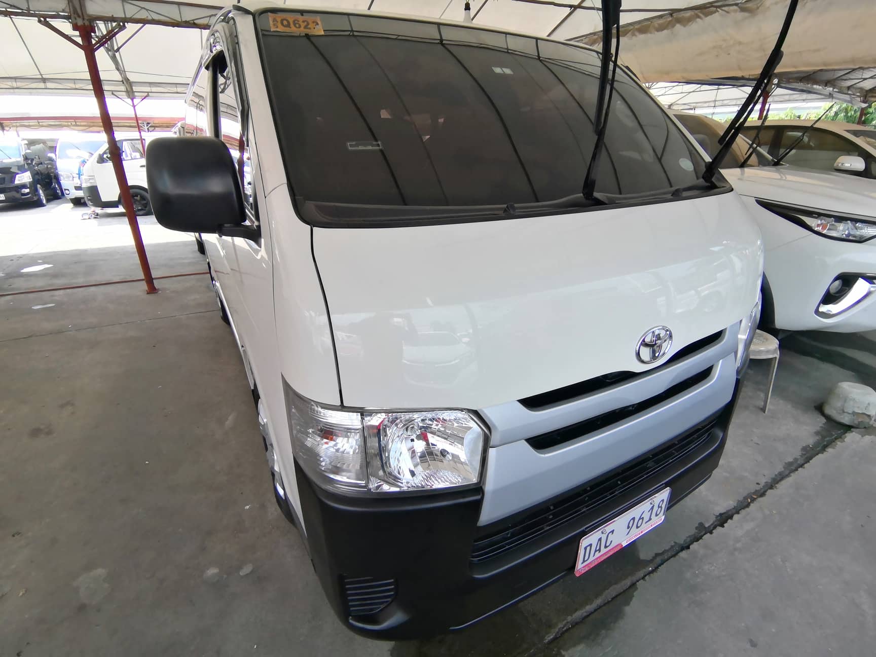 Second hand 2018 Toyota Hiace Commuter 3.0 M/T