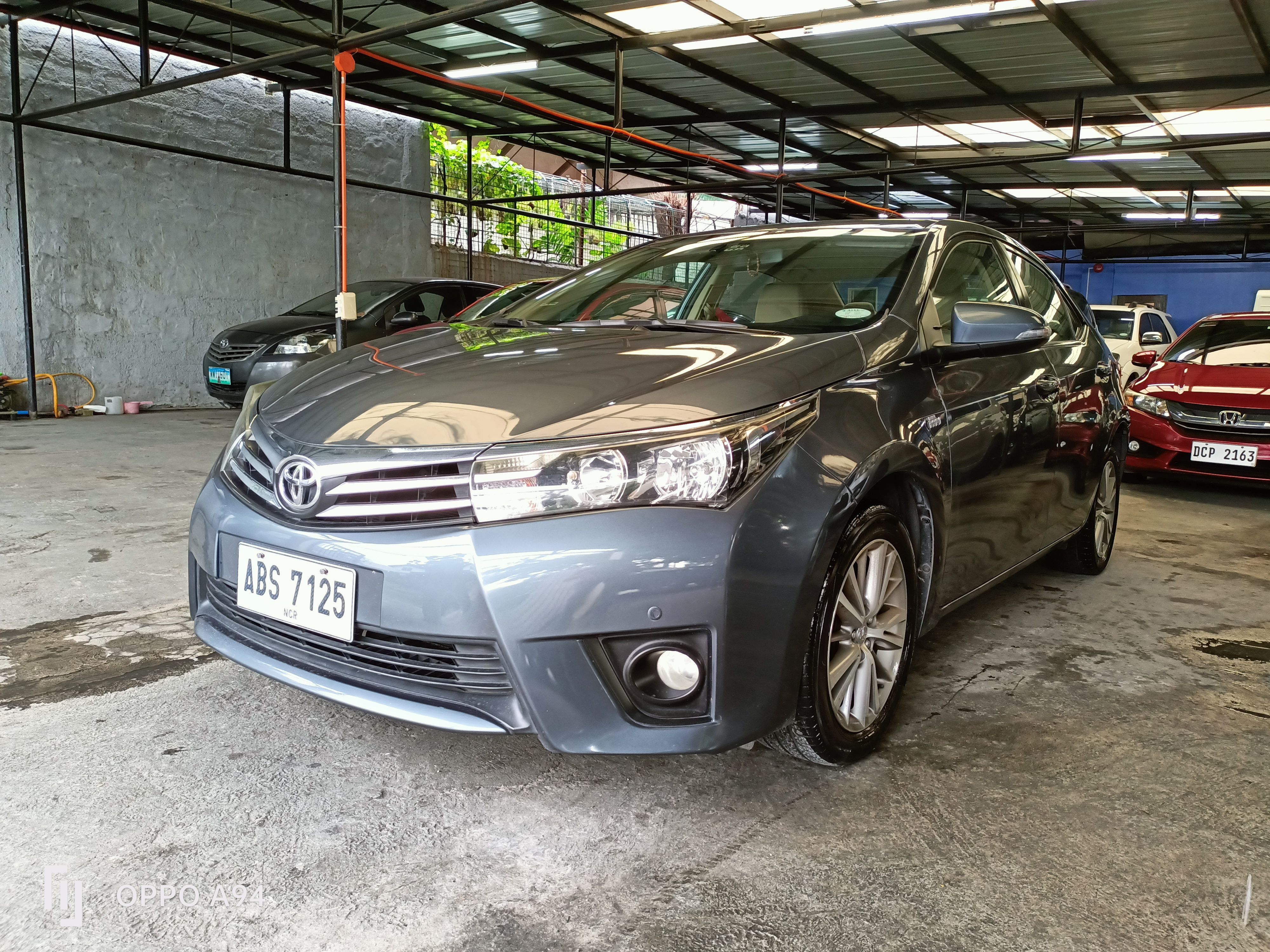 Second hand 2015 Toyota Corolla Altis 1.6 V AT