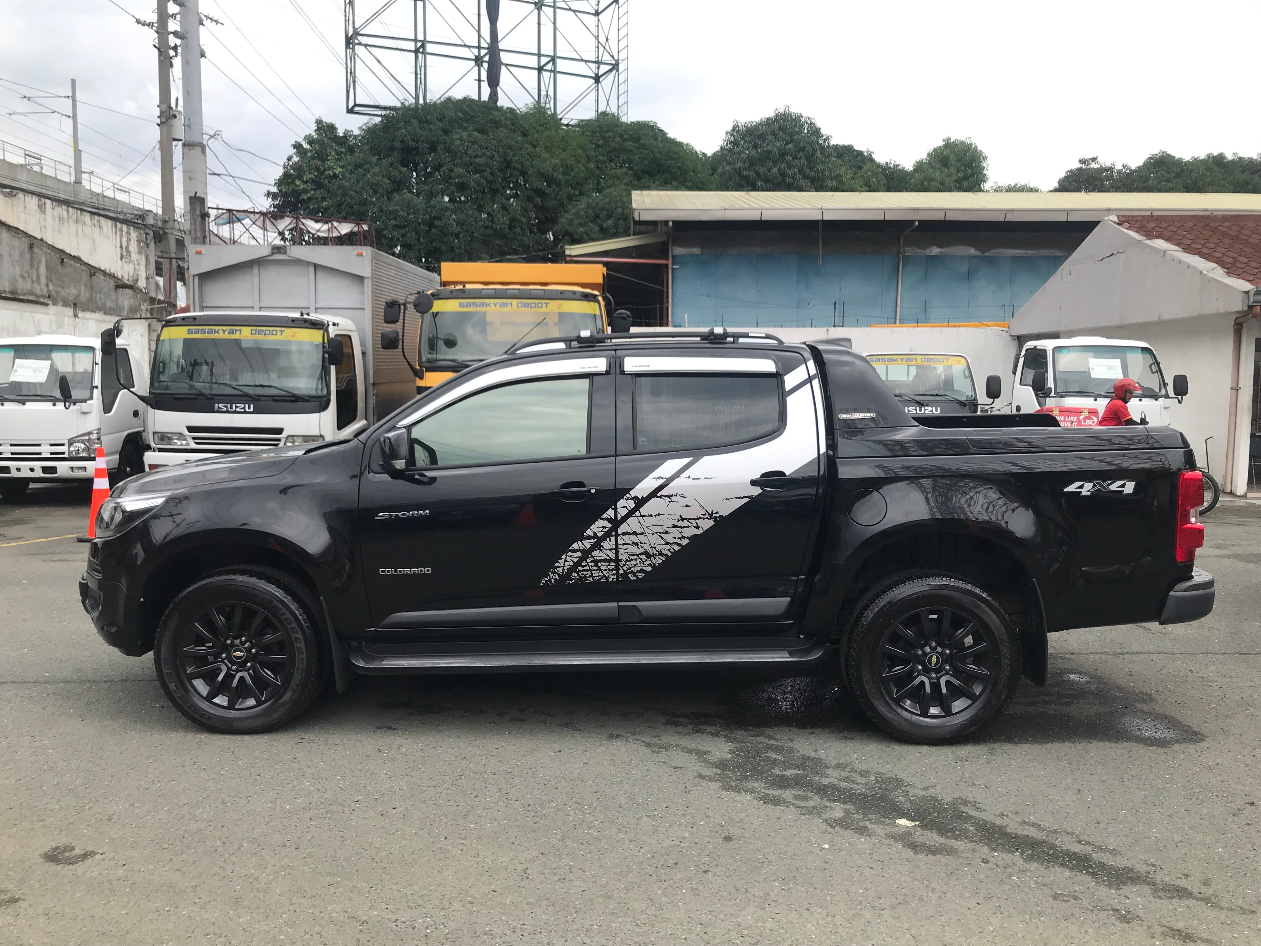 Old 2019 Chevrolet Colorado 2.8L 4x4 AT High Country Storm