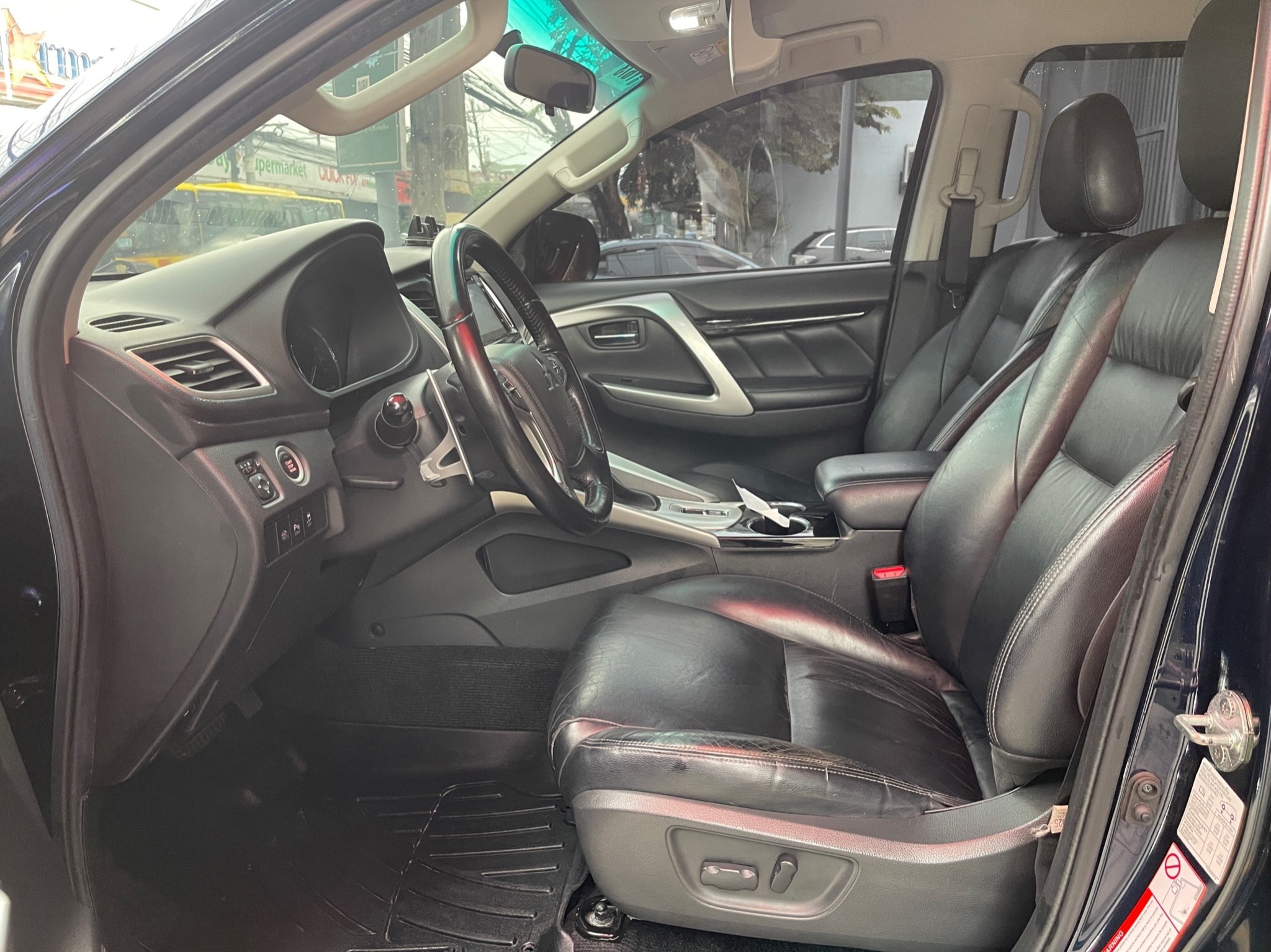 2017 Mitsubishi Montero Sport 2017 Mitsubishi Montero Sport