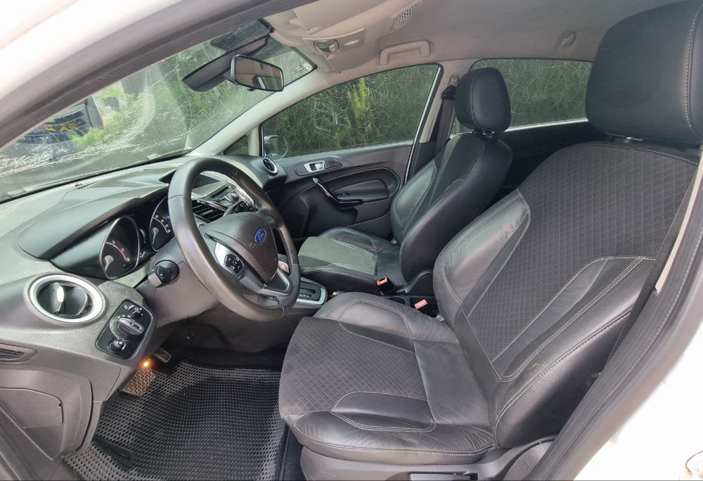 2017 Ford Fiesta Hatchback 2017 Ford Fiesta Hatchback