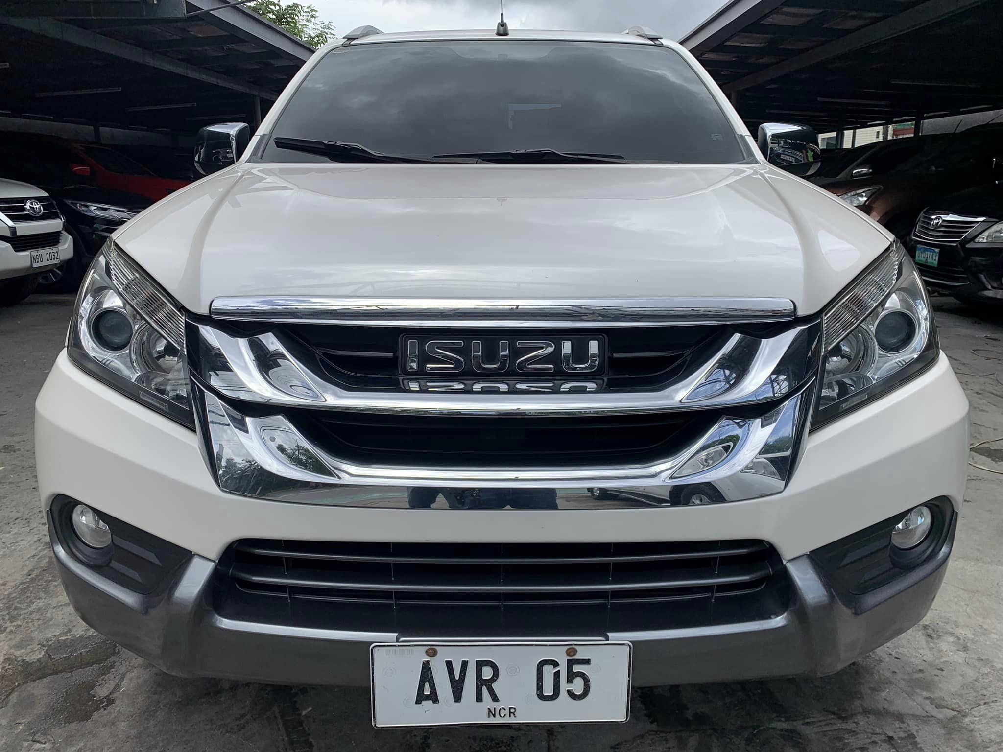Second Hand 2015 Isuzu mu-X Second Hand 2015 Isuzu mu-X
