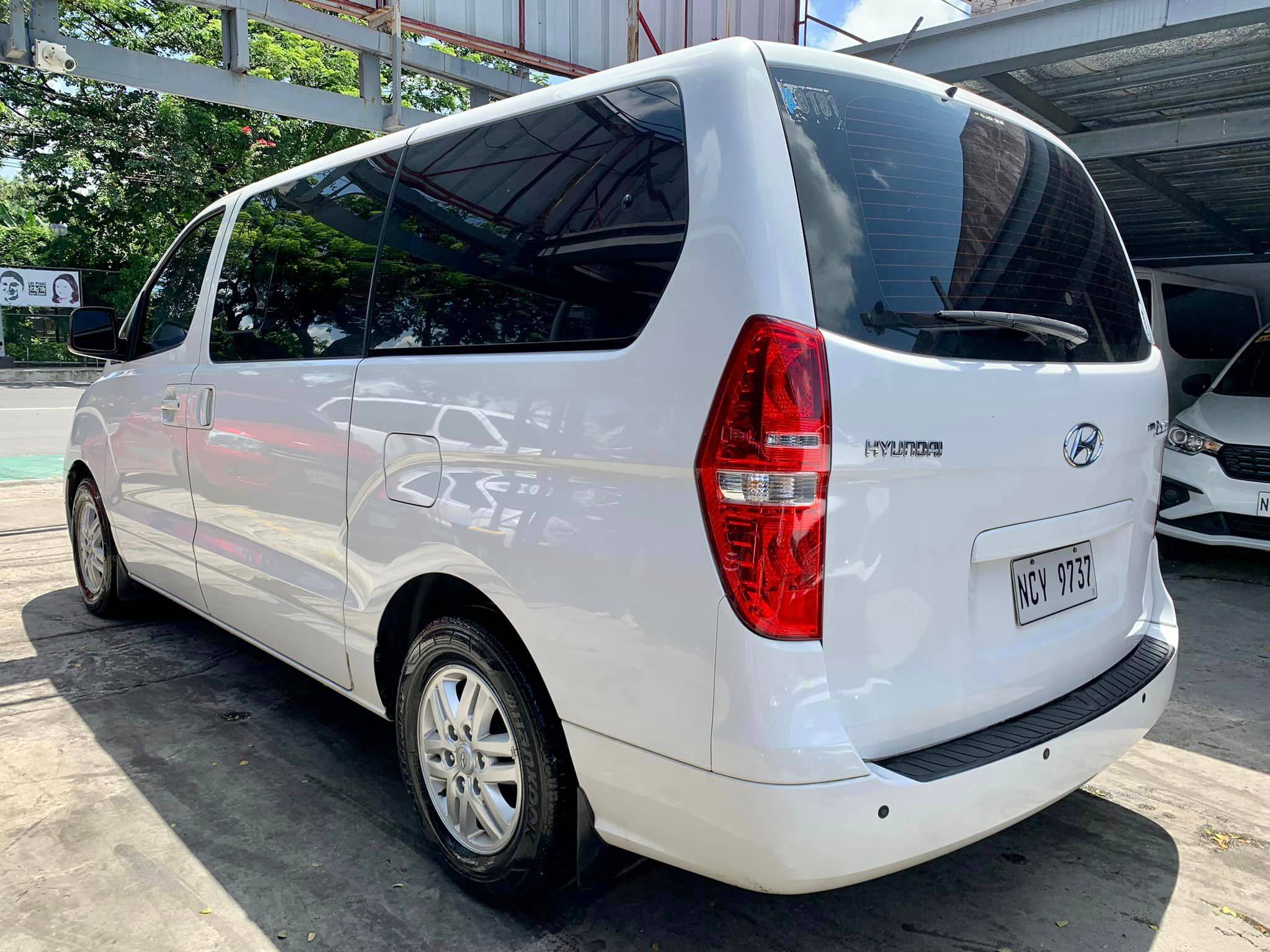 Old 2016 Hyundai Grand Starex 2.5L CRDi AT Gold