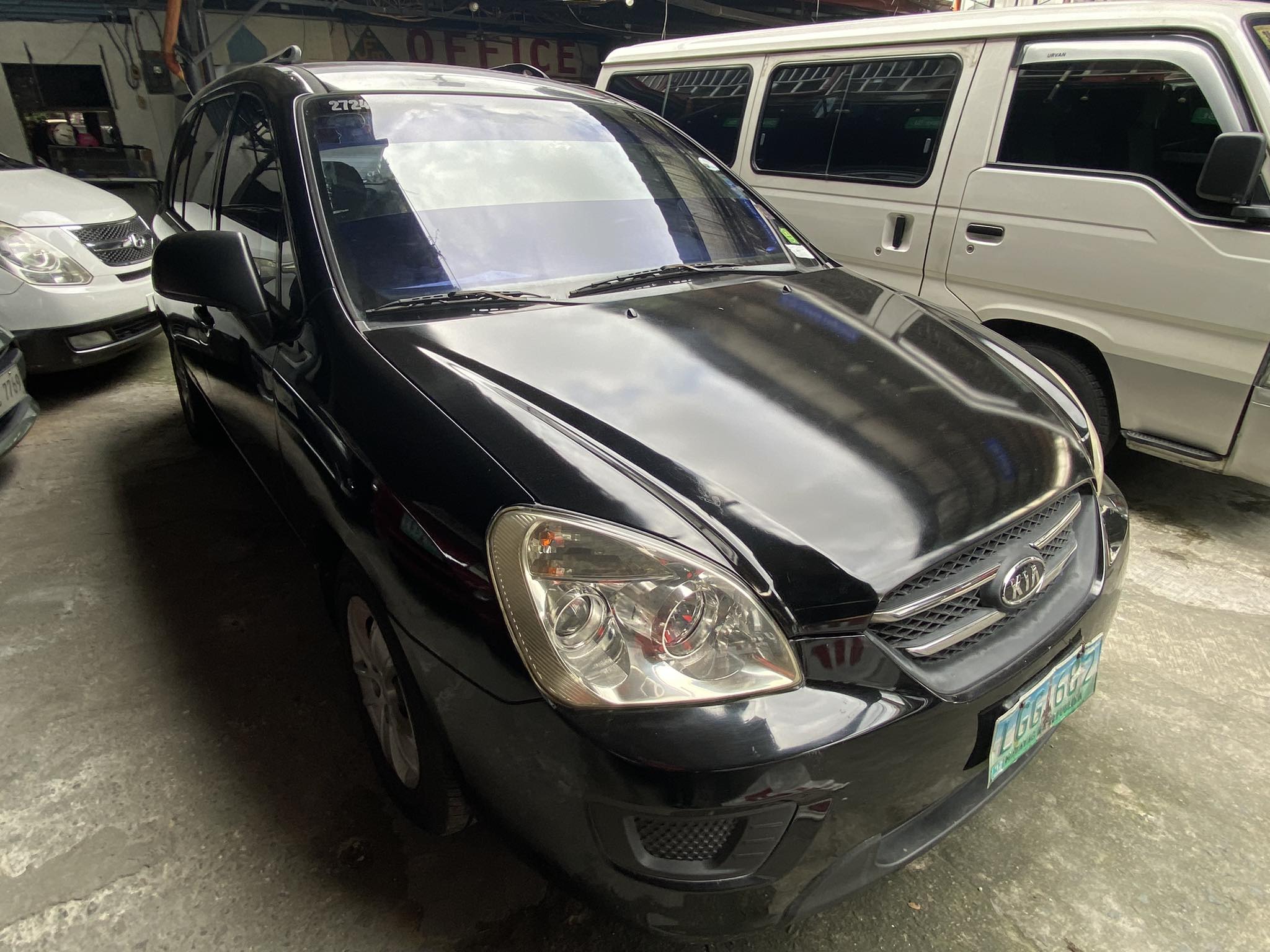 Second Hand 2008 Kia Carens Second Hand 2008 Kia Carens