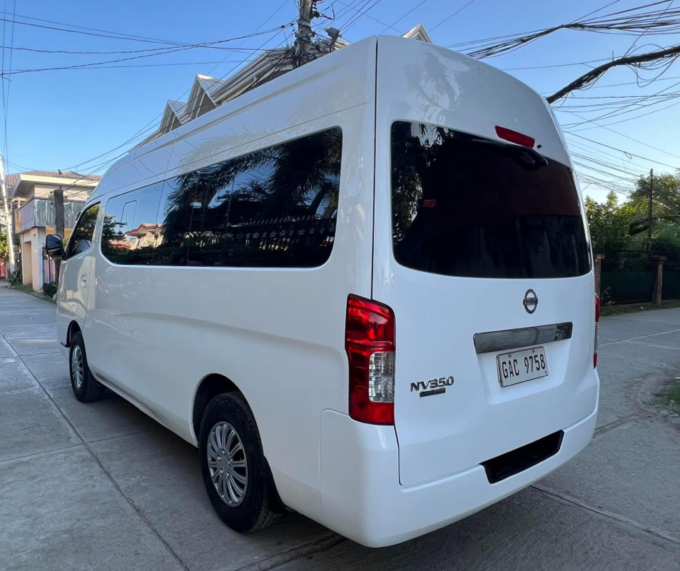 2017 Nissan Urvan 2017 Nissan Urvan