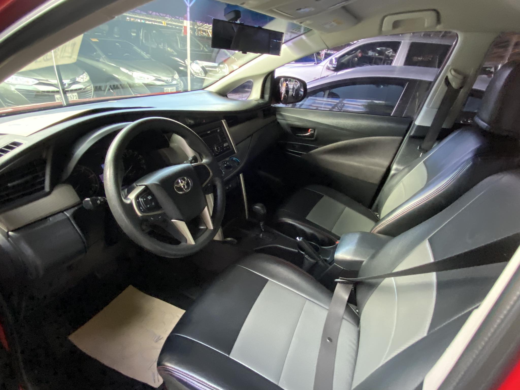 2017 Toyota Innova 2017 Toyota Innova