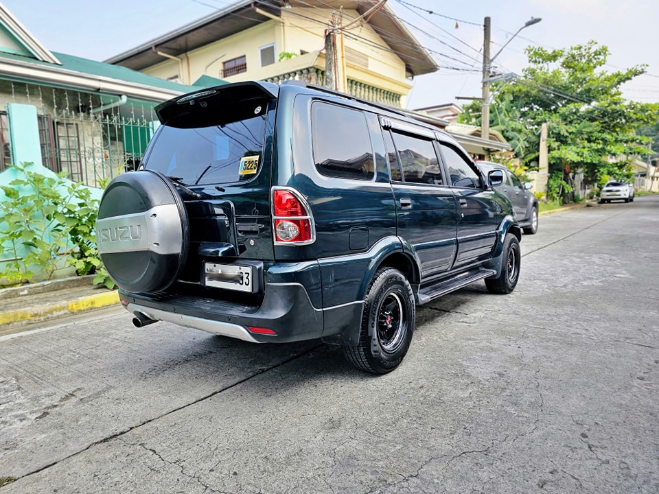 2016 Isuzu Crosswind 2016 Isuzu Crosswind