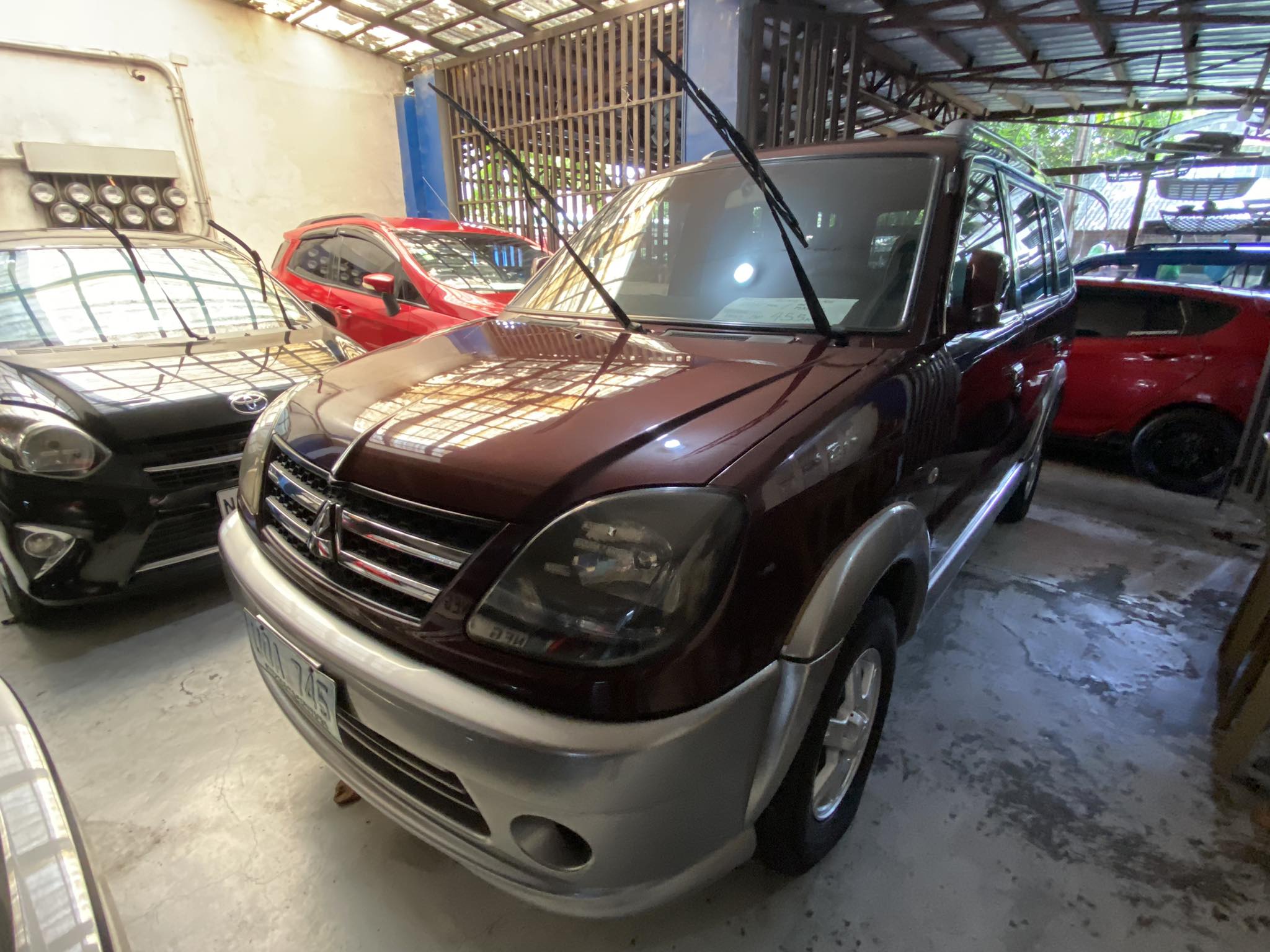 2012 Mitsubishi Adventure 2012 Mitsubishi Adventure