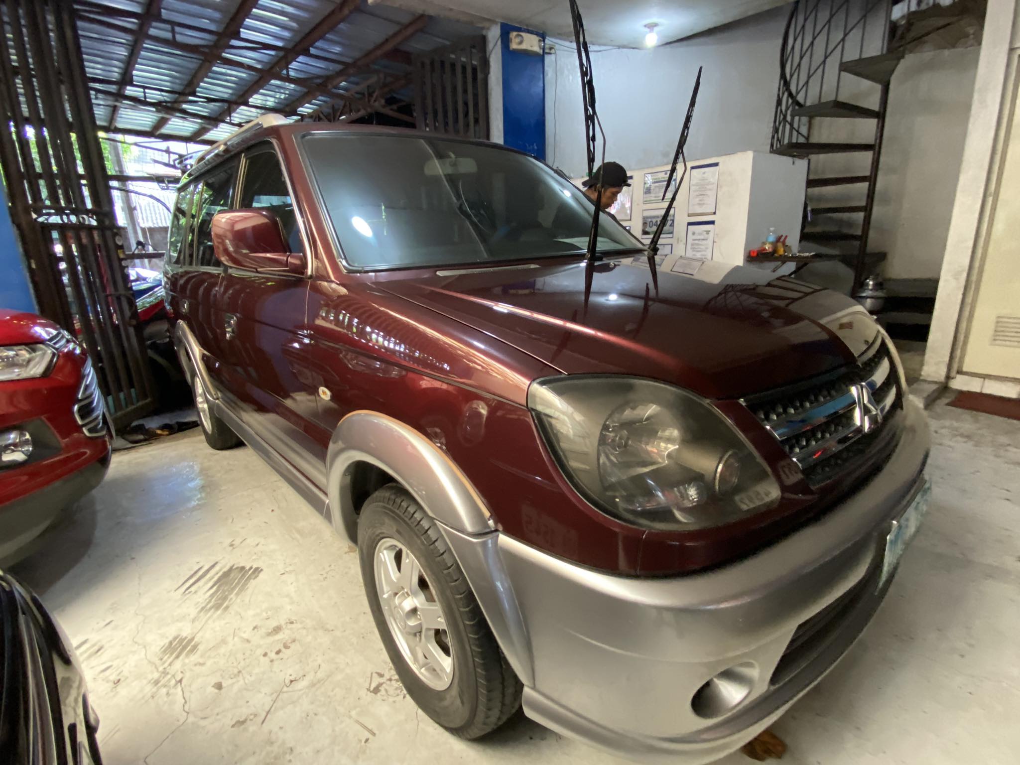 2012 Mitsubishi Adventure 2012 Mitsubishi Adventure