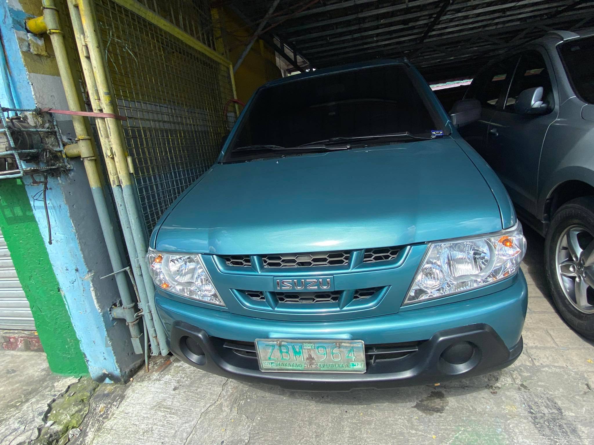 Used 2005 Isuzu Crosswind XT