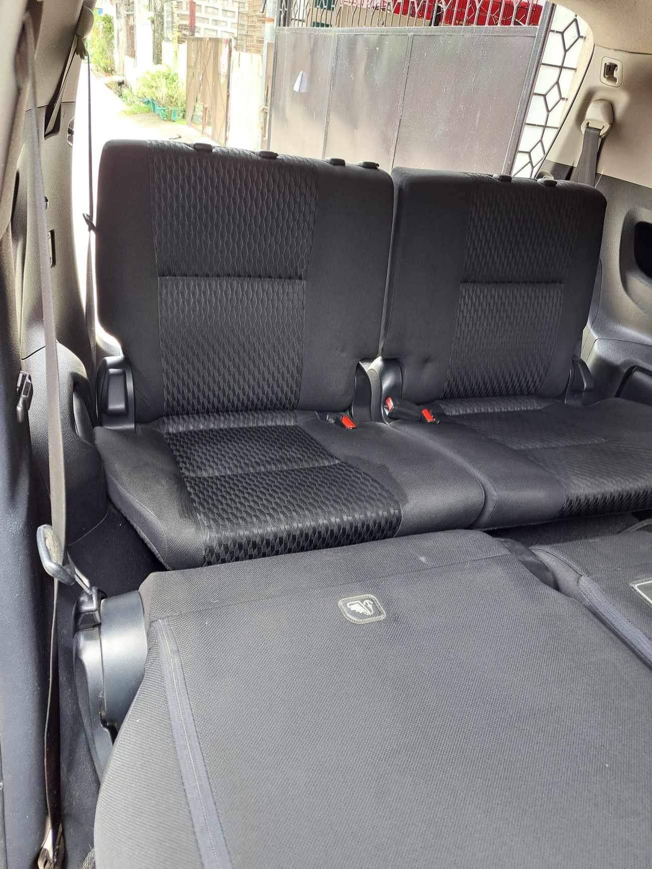 Old 2017 Toyota Innova 2.8L J MT