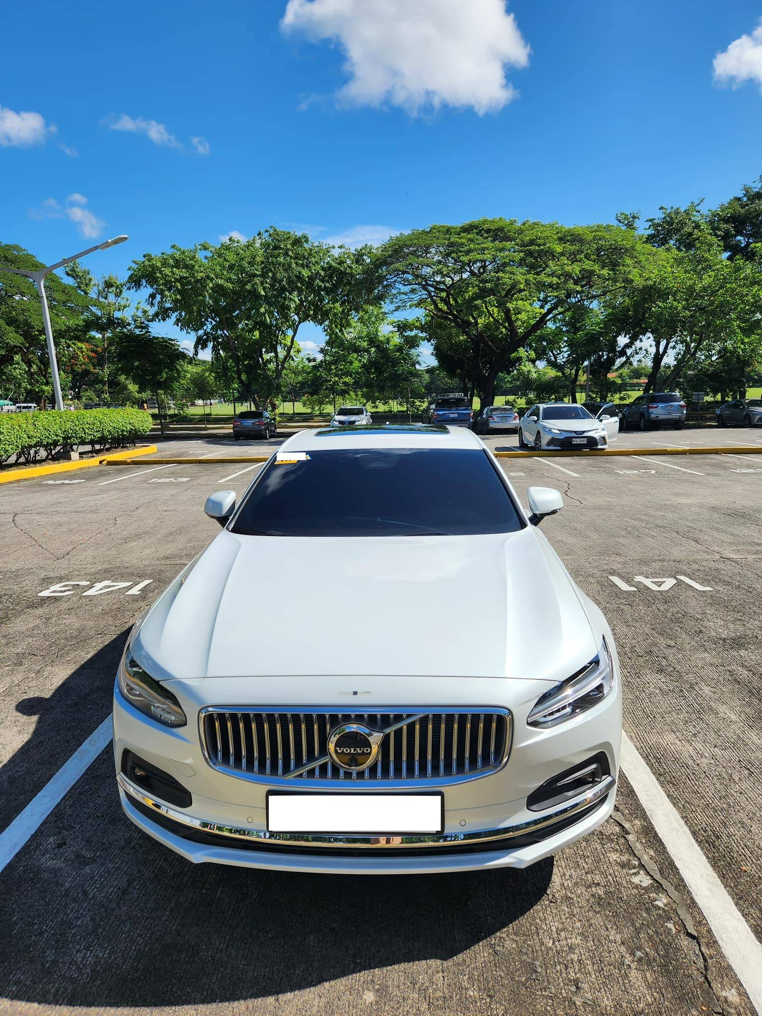 Second Hand 2024 Volvo S90 Second Hand 2024 Volvo S90