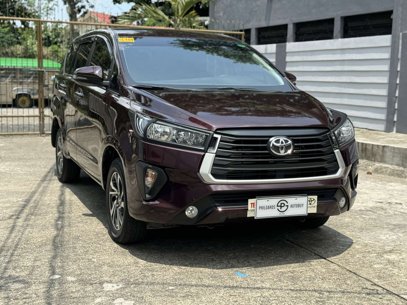 Second Hand 2023 Toyota Innova Second Hand 2023 Toyota Innova