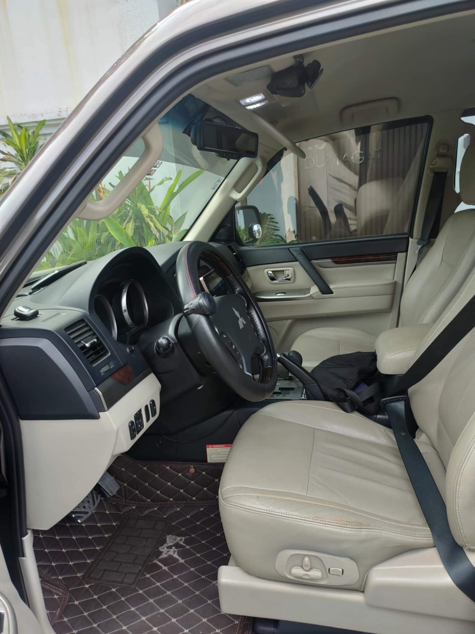 2014 Mitsubishi Pajero 2014 Mitsubishi Pajero