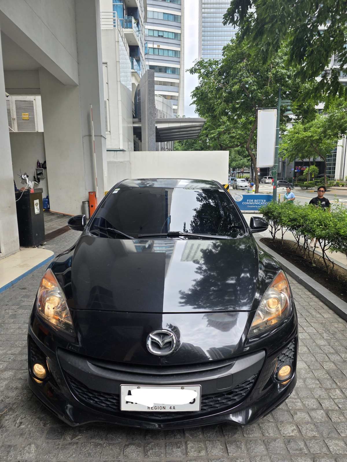 Second Hand 2012 Mazda 3 Sedan Second Hand 2012 Mazda 3 Sedan