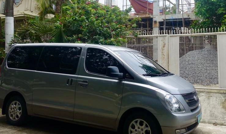 Second Hand 2011 Hyundai Grand Starex Second Hand 2011 Hyundai Grand Starex