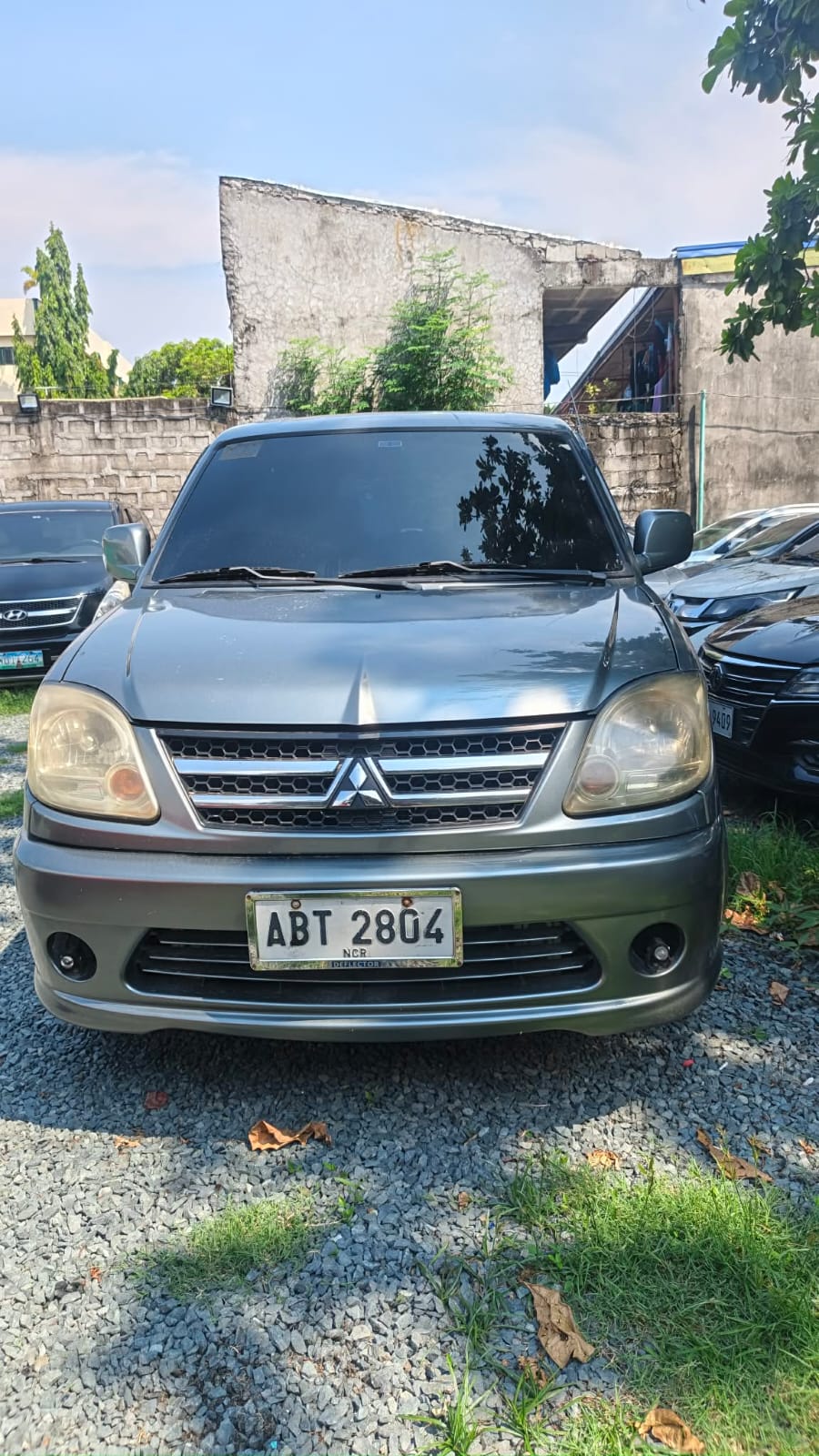 2015 Mitsubishi Adventure