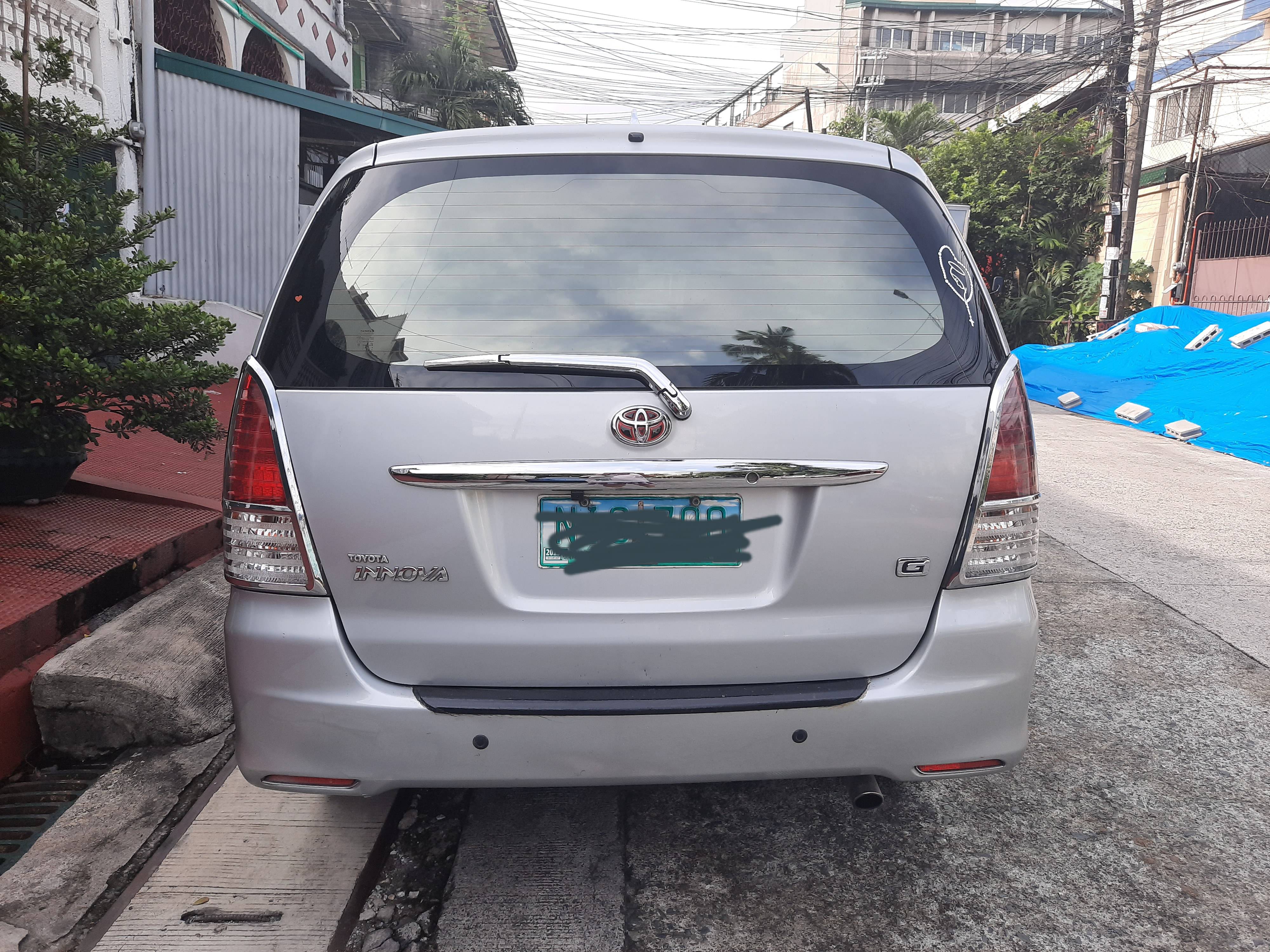 2010 Toyota Innova 2010 Toyota Innova