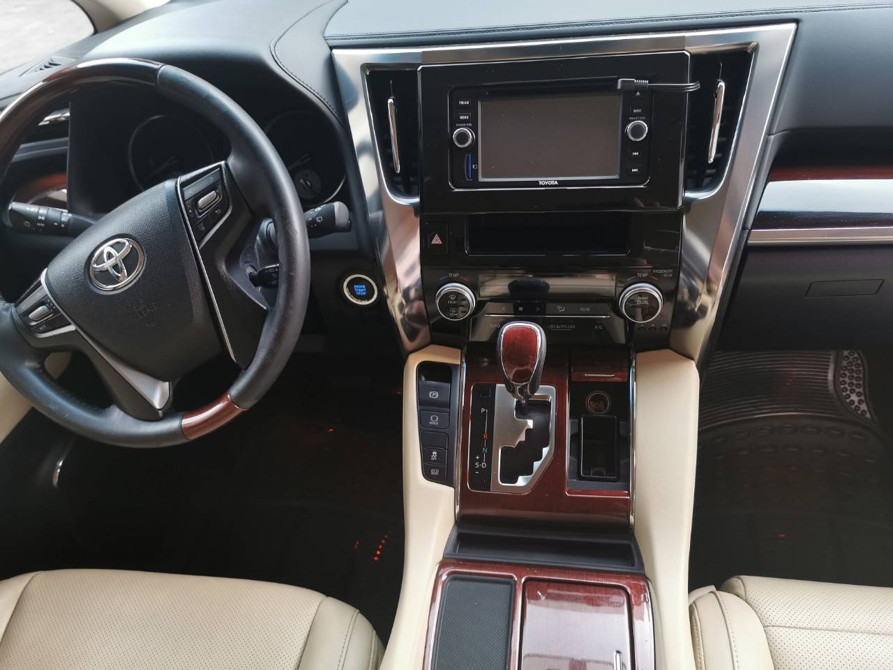 2016 Toyota Alphard 2016 Toyota Alphard