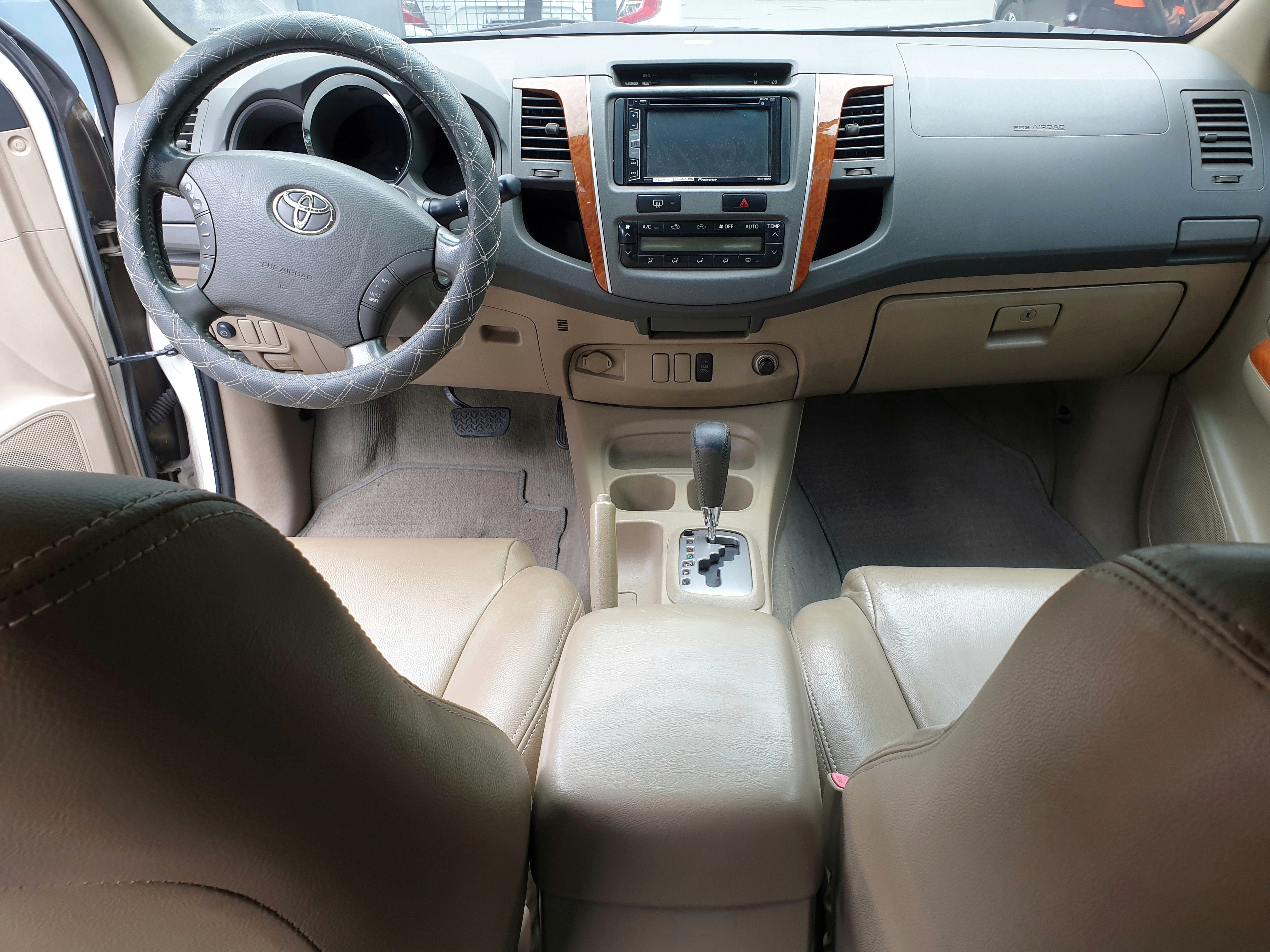 2011 Toyota Fortuner 2011 Toyota Fortuner