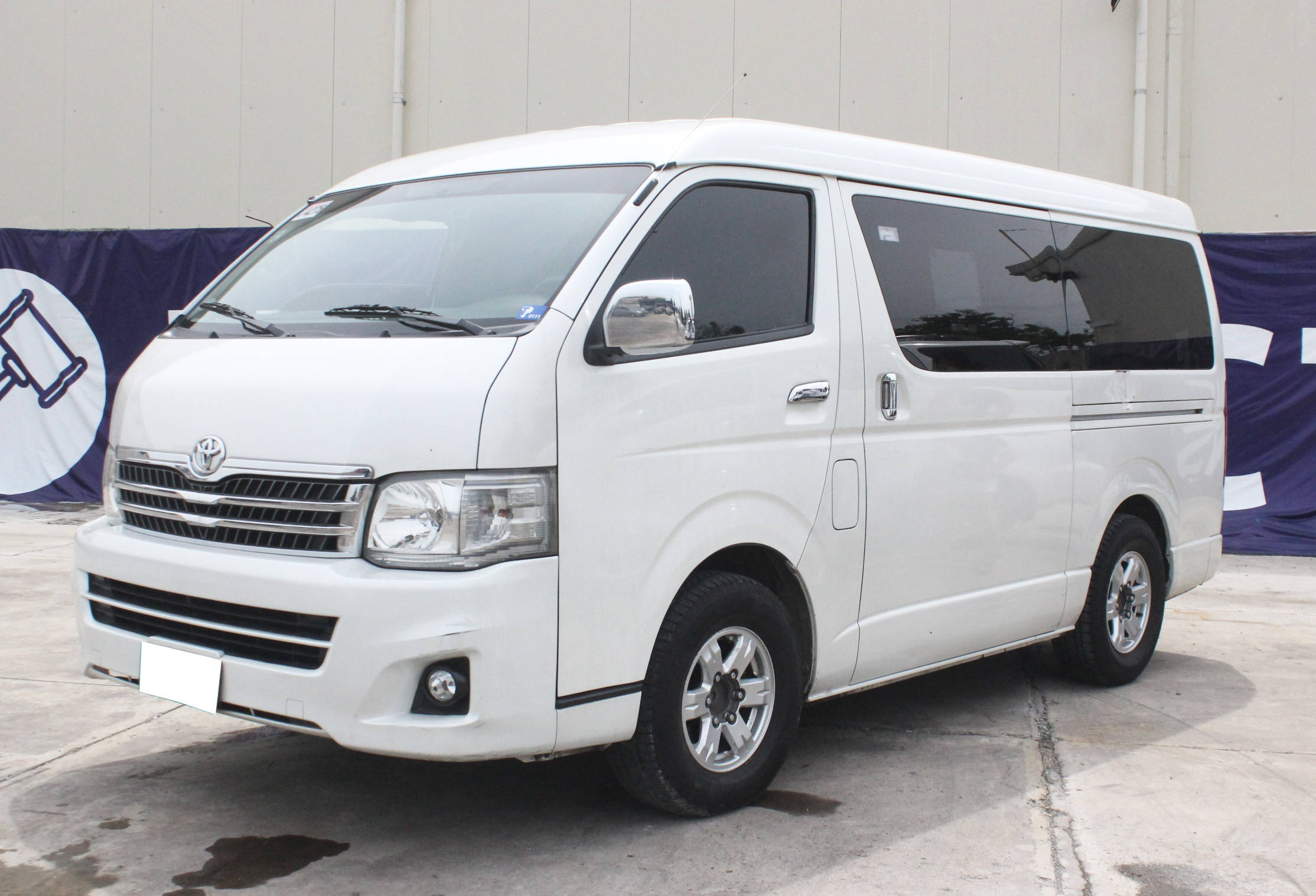 Used & 2nd hand Toyota Hiace for Sale in Philippines