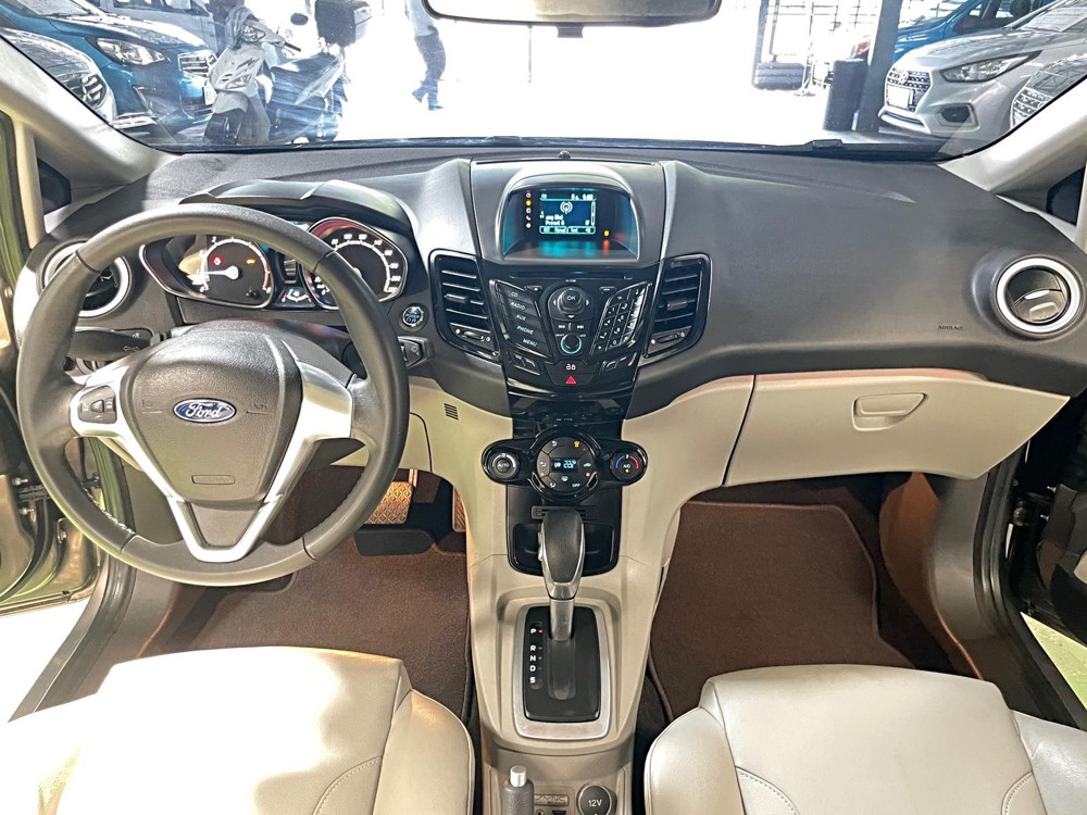 2016 Ford Fiesta Sedan 2016 Ford Fiesta Sedan
