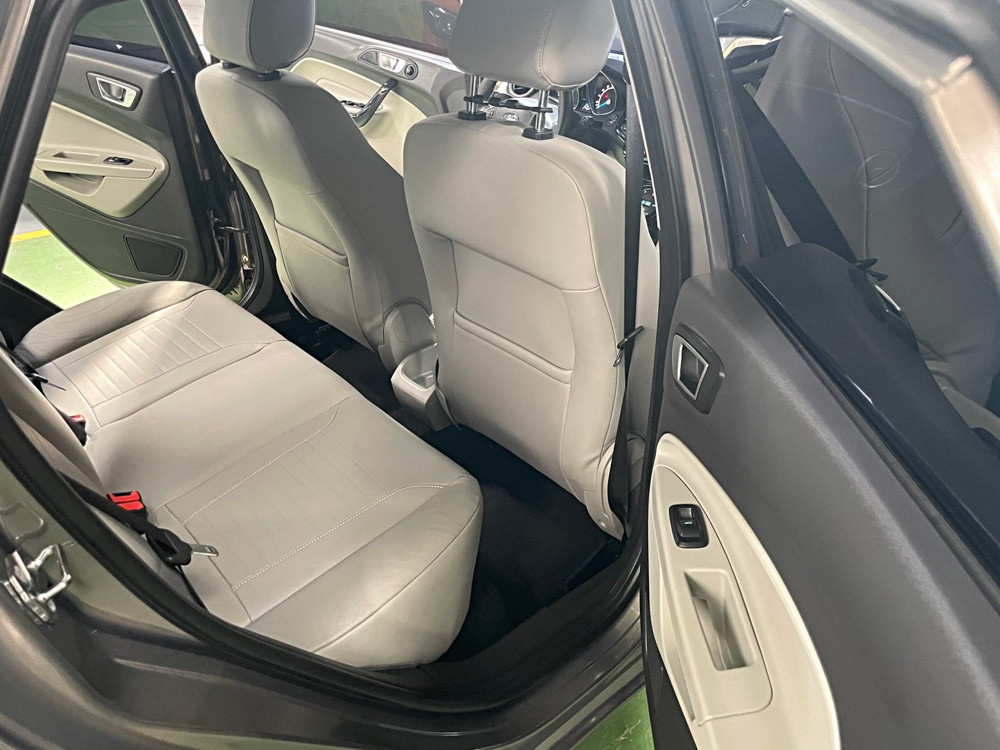2016 Ford Fiesta Sedan 2016 Ford Fiesta Sedan