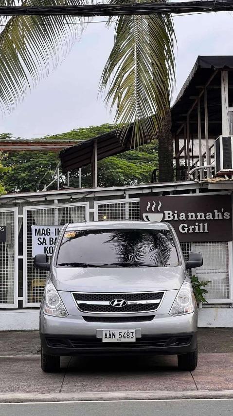 Second Hand 2014 Hyundai Grand Starex Second Hand 2014 Hyundai Grand Starex