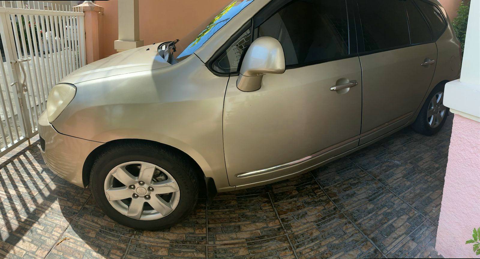 Used 2009 KIA Carens EX Diesel