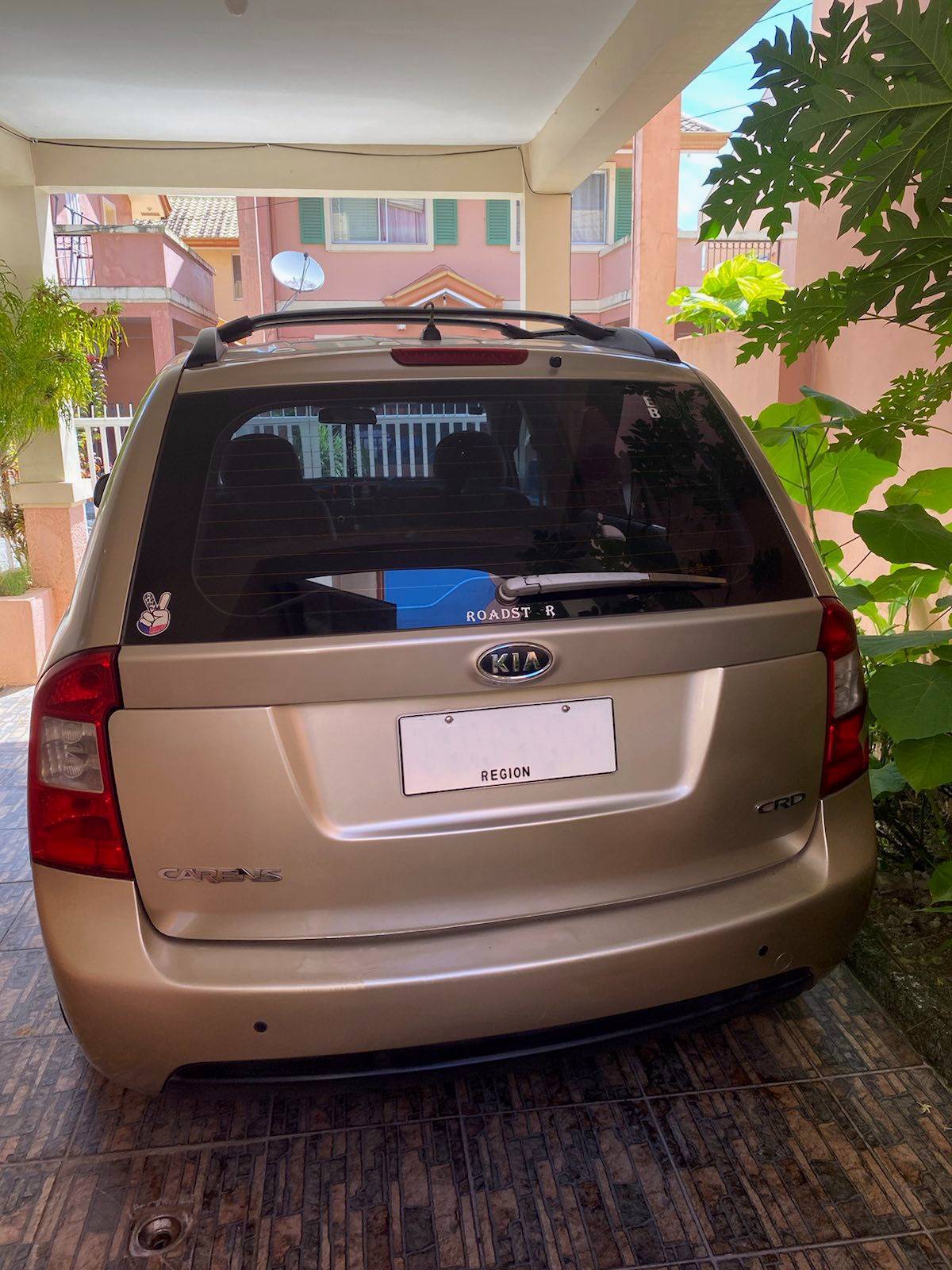 Old 2009 KIA Carens EX Diesel