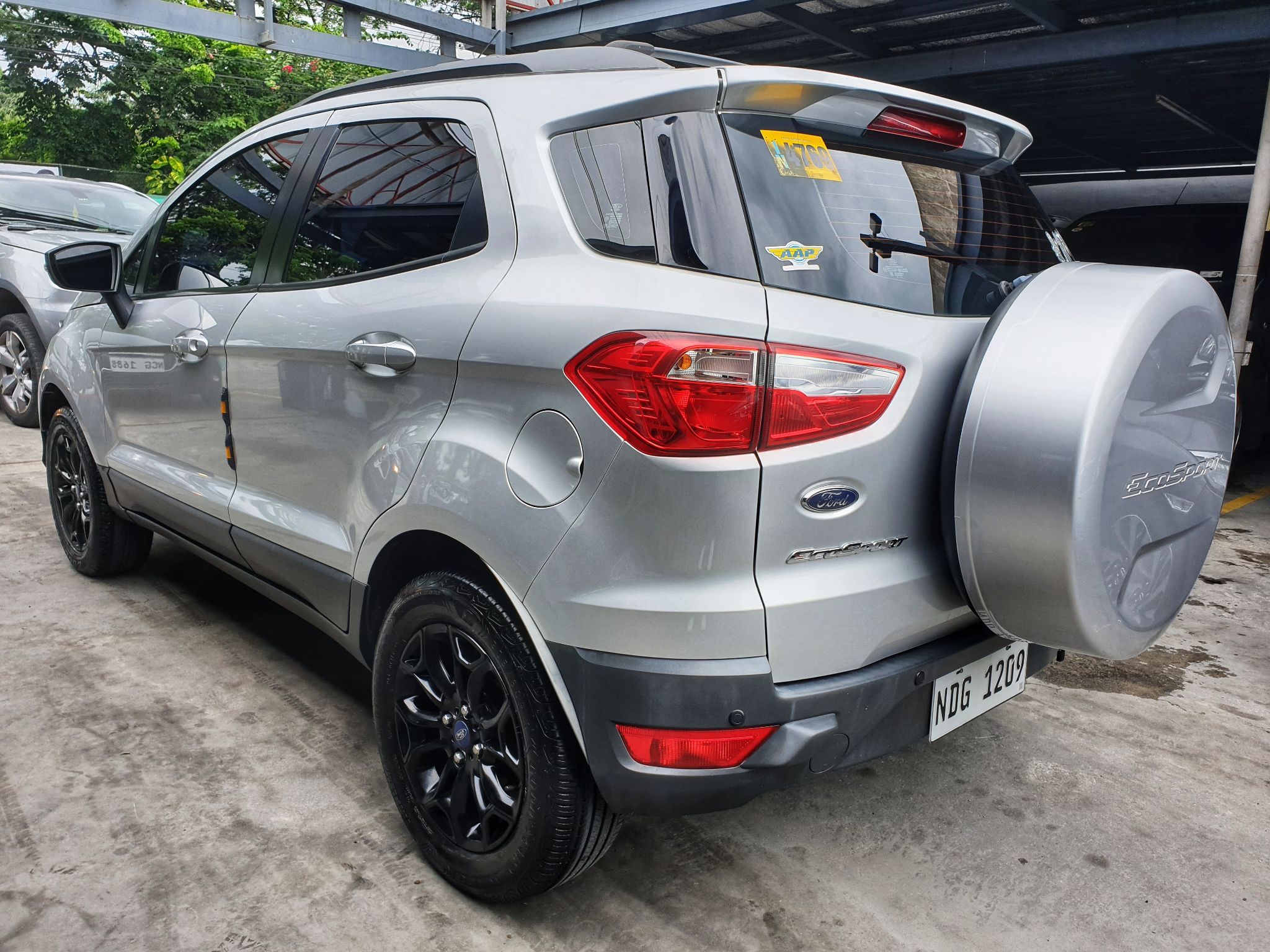 Old 2017 Ford Ecosport 1.5 L Trend MT