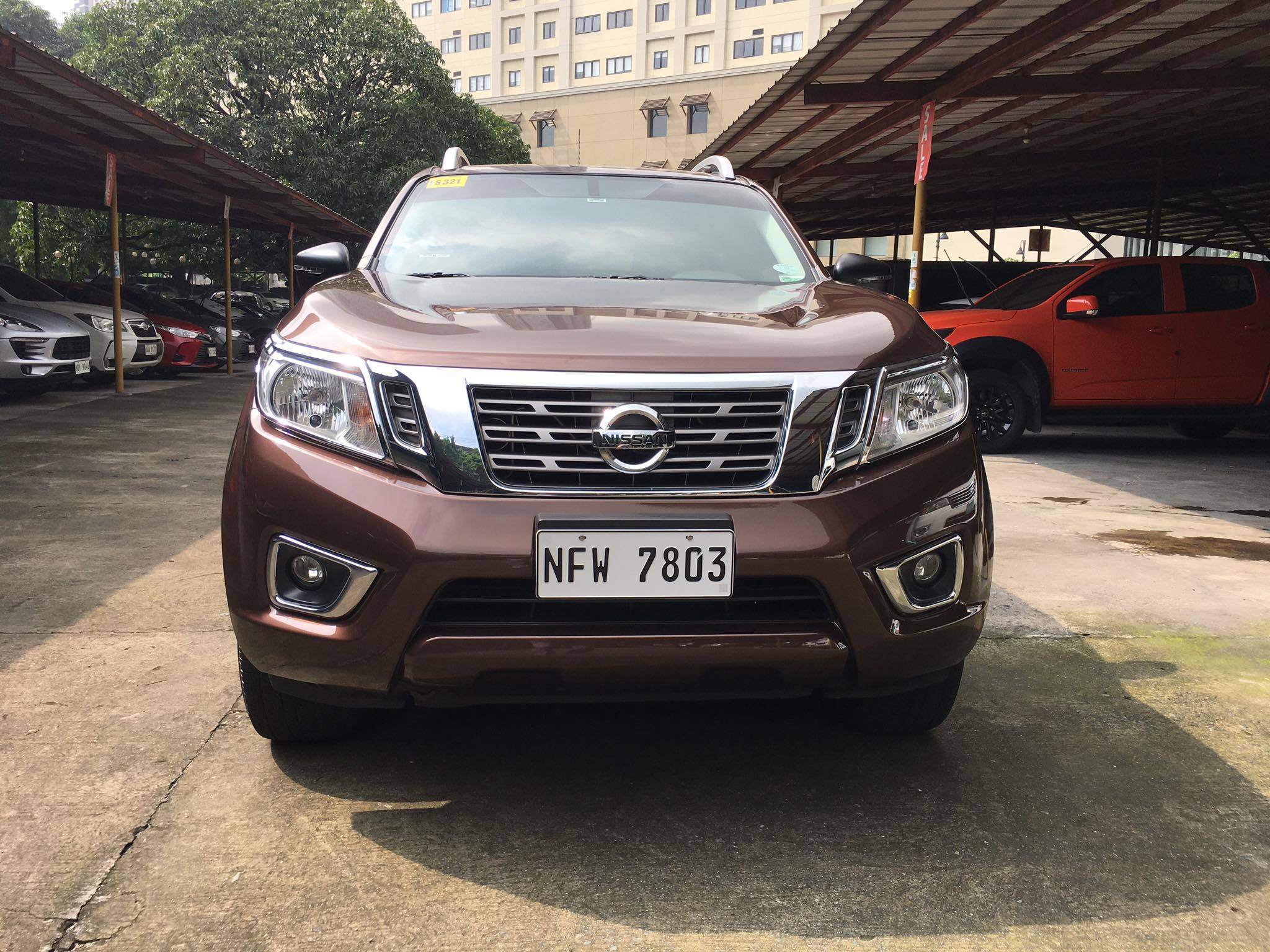 Used 2019 Nissan Navara 2.5L 4x2 EL 7AT Calibre