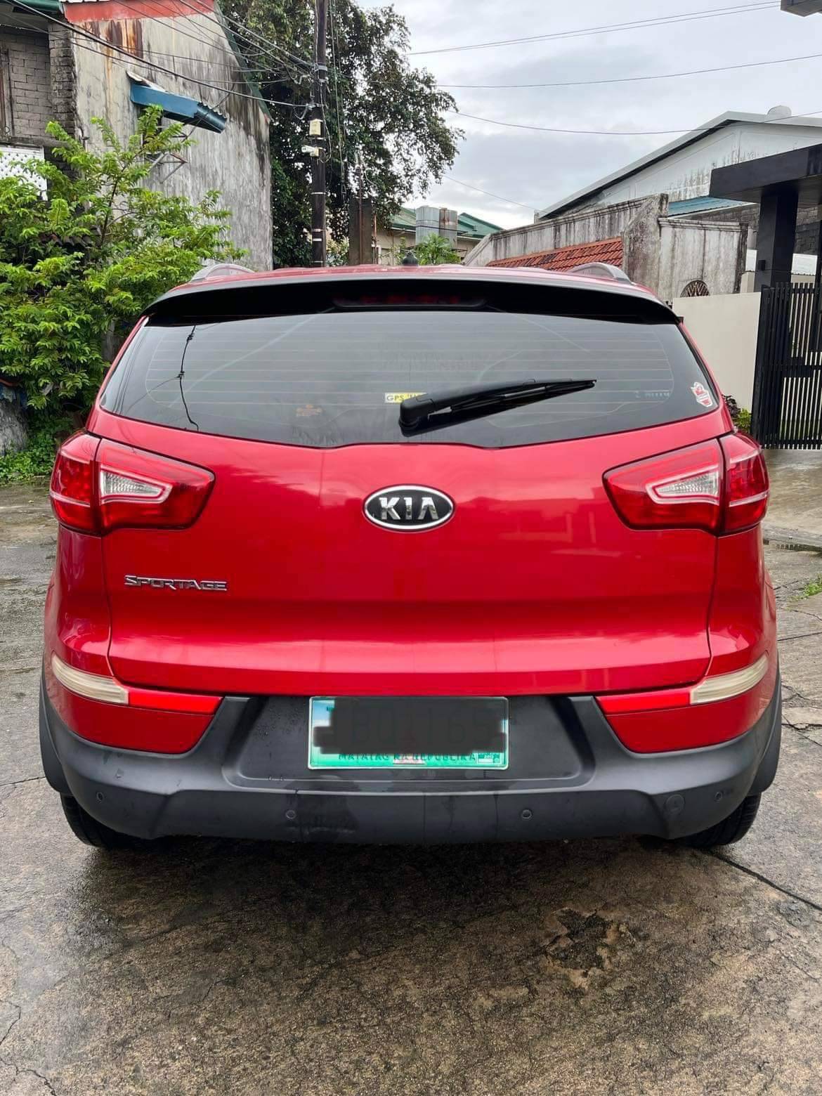 Second hand 2011 Kia Sportage 2.0 LX AT 4X2 Gas