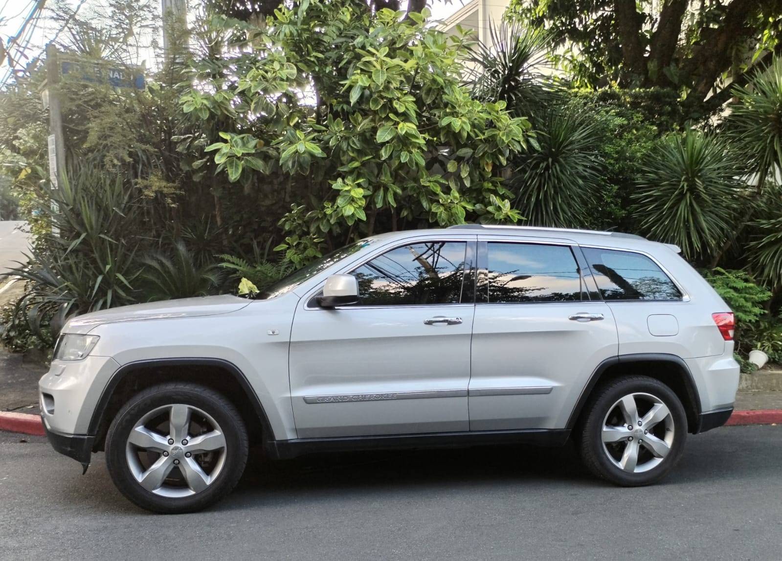 2012 Jeep Grand Cherokee 2012 Jeep Grand Cherokee