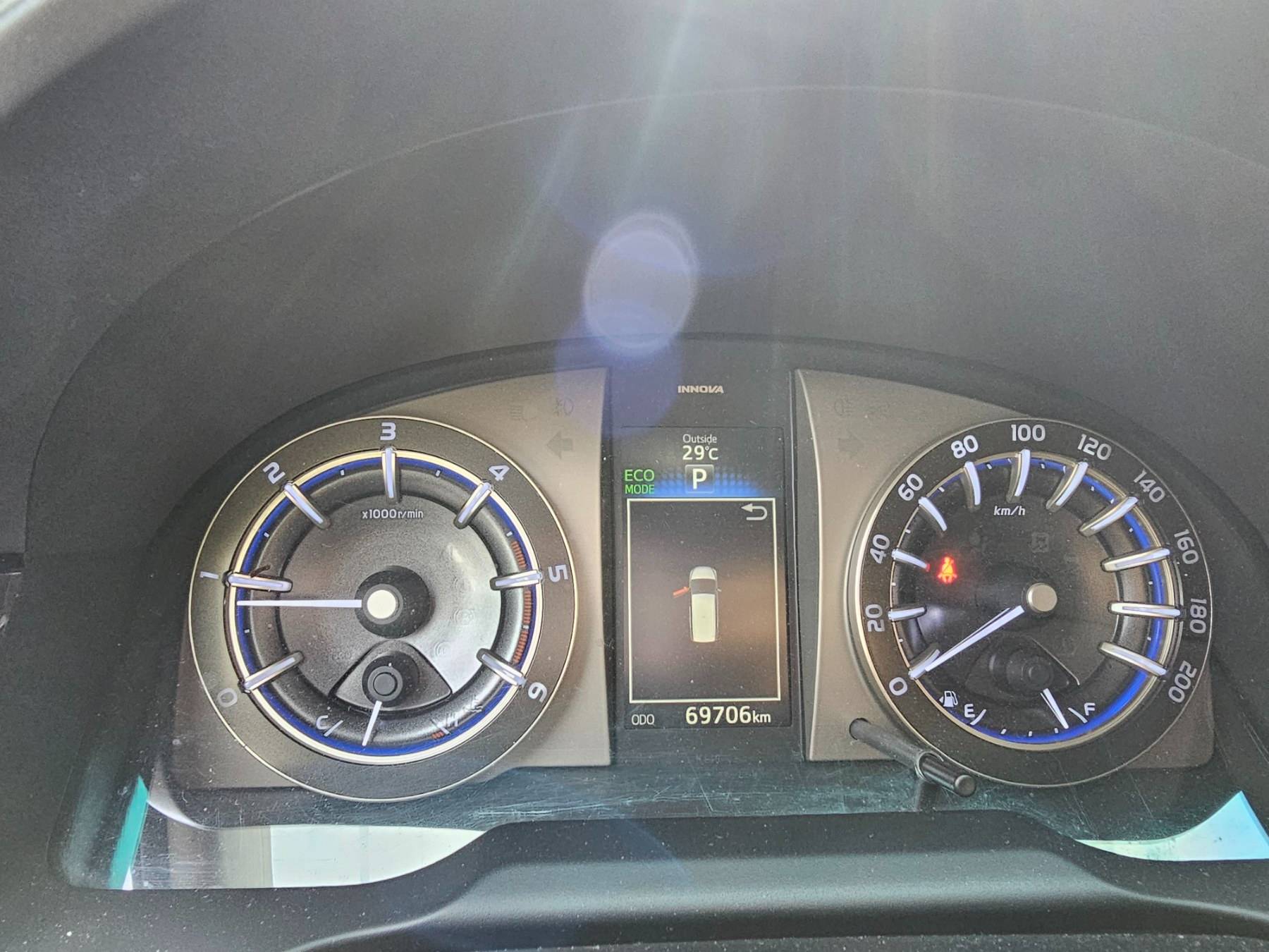 2017 Toyota Innova 2017 Toyota Innova