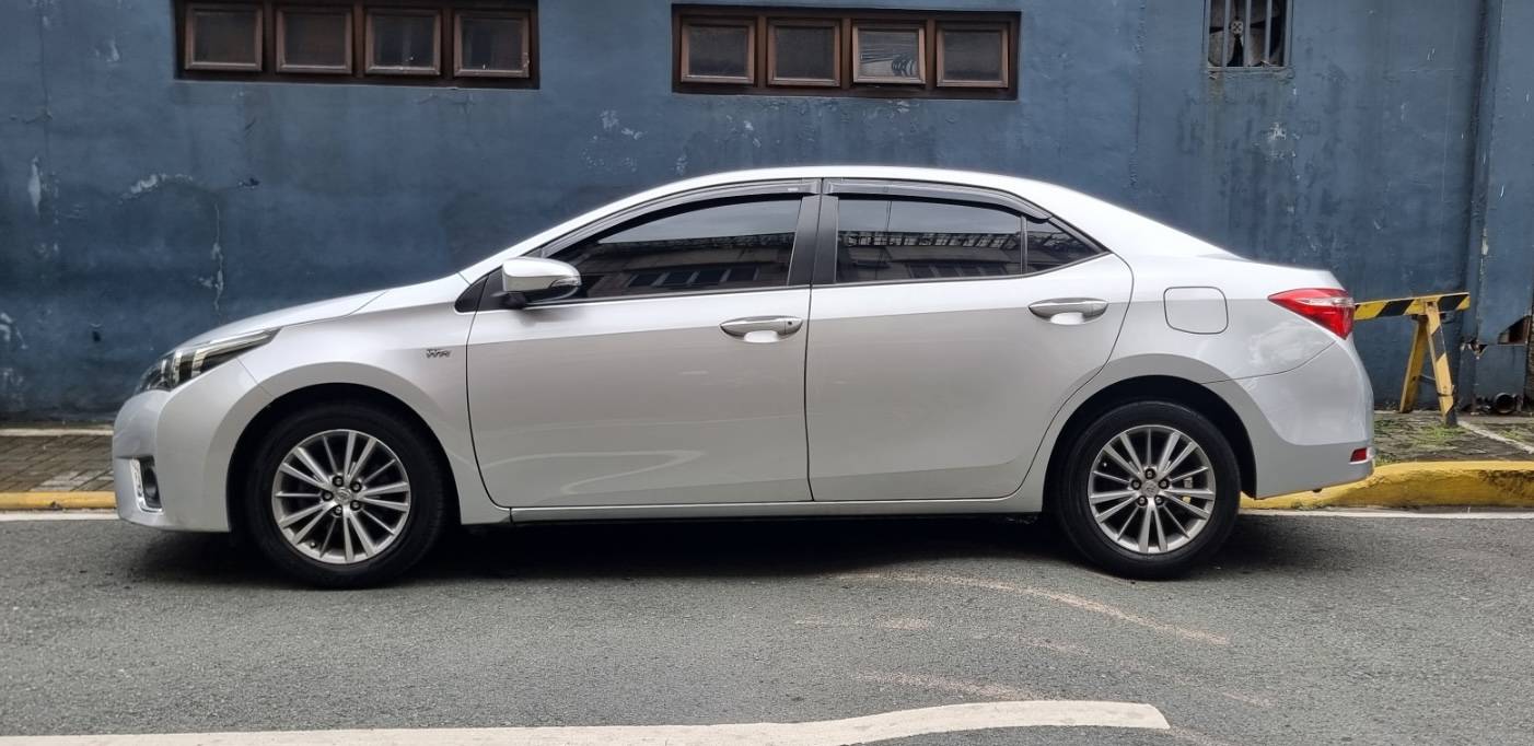 Second Hand 2014 Toyota Corolla Altis Second Hand 2014 Toyota Corolla Altis
