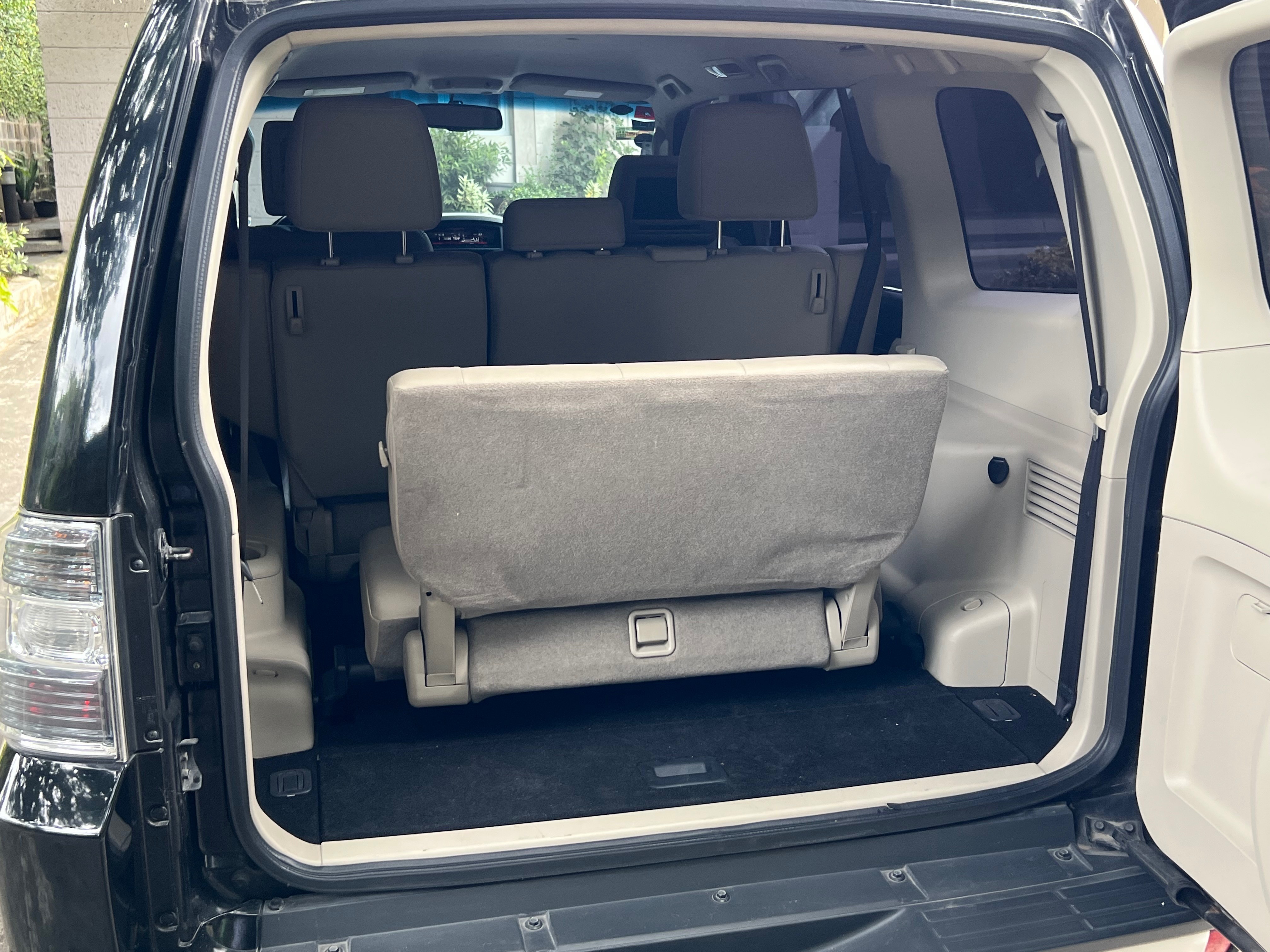 2012 Mitsubishi Pajero 2012 Mitsubishi Pajero