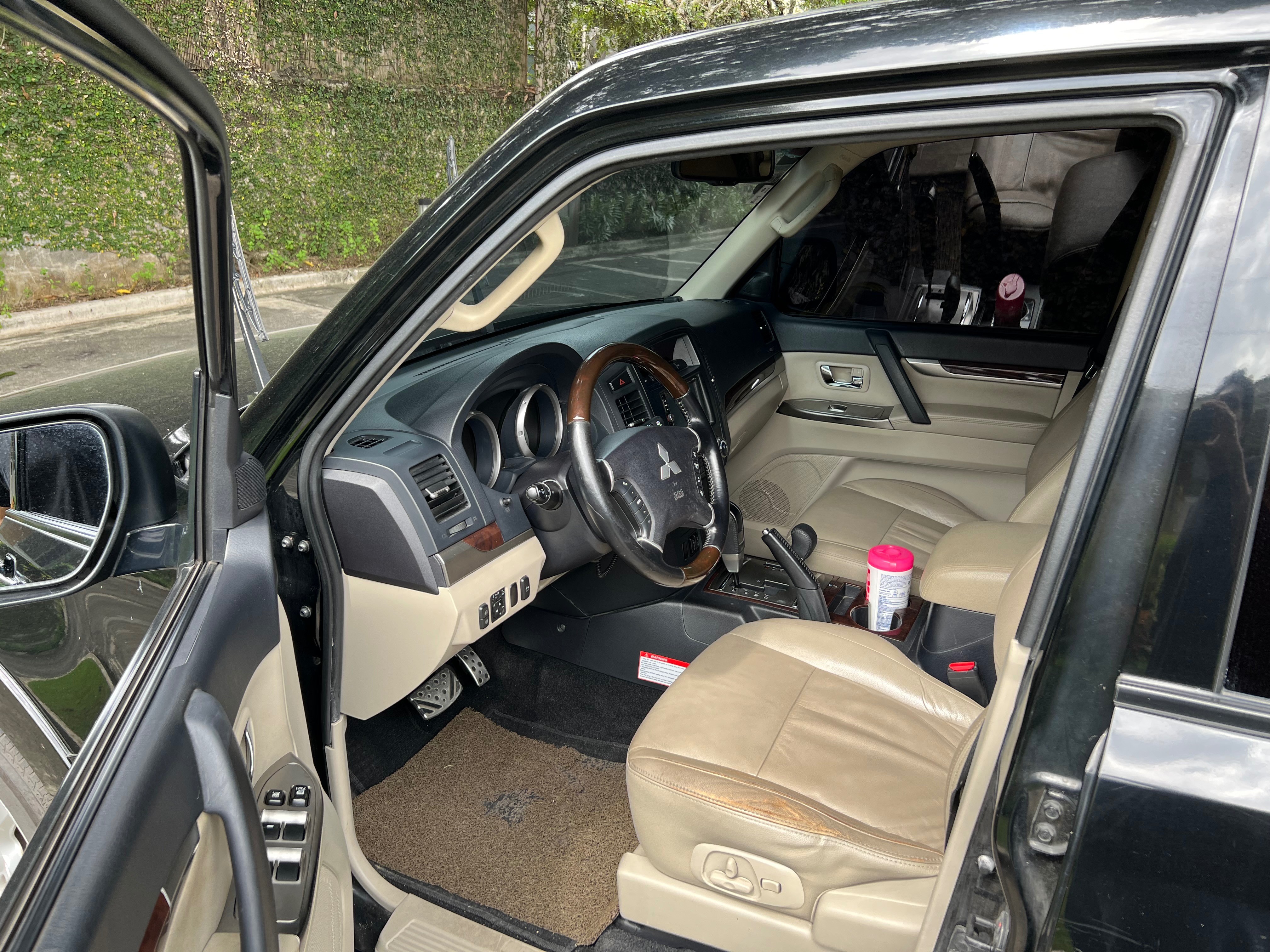 2012 Mitsubishi Pajero 2012 Mitsubishi Pajero