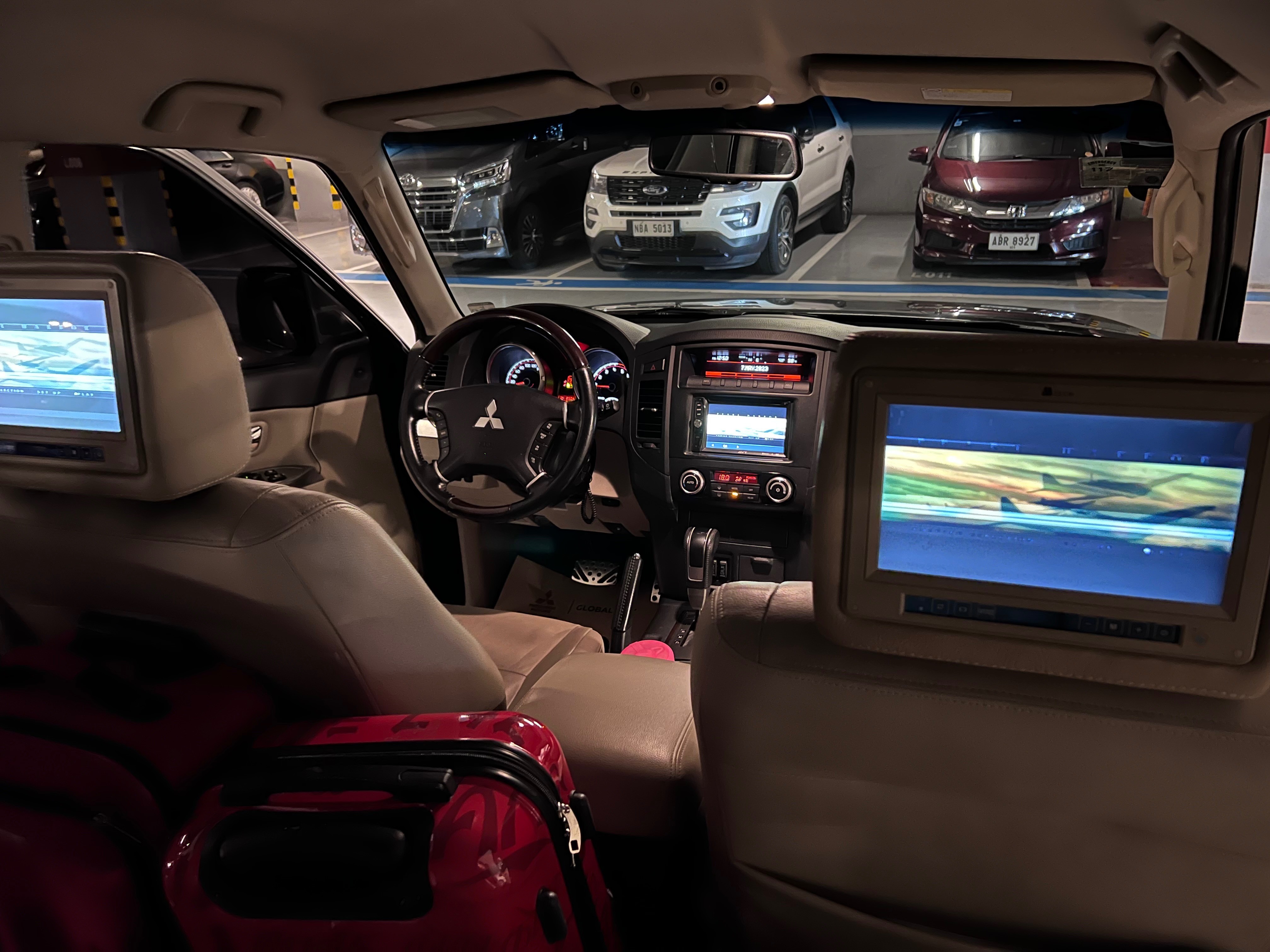 2012 Mitsubishi Pajero 2012 Mitsubishi Pajero