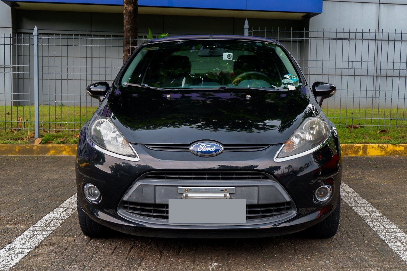 Second Hand 2013 Ford Fiesta Sedan Second Hand 2013 Ford Fiesta Sedan