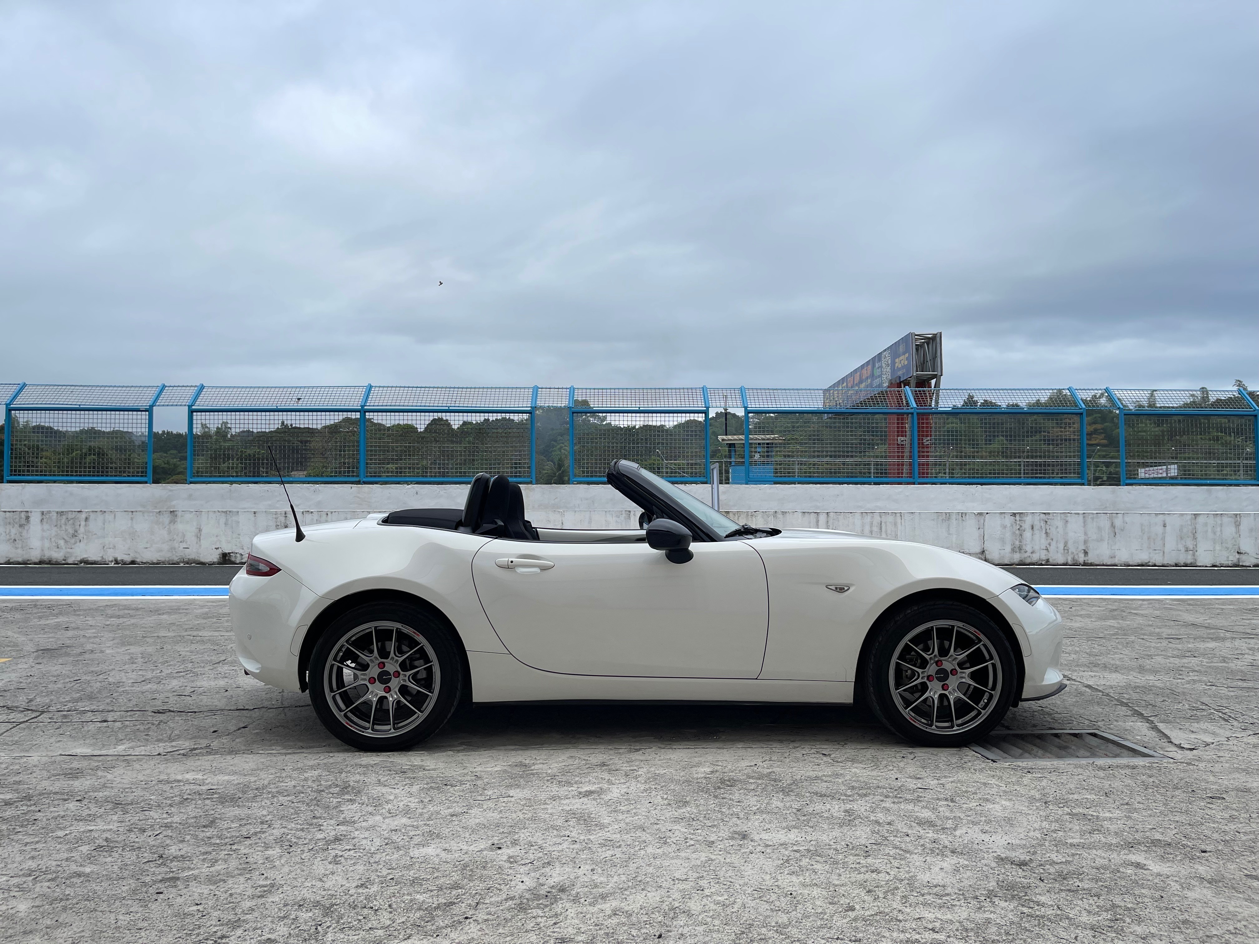 Used 2016 Mazda MX-5 Used 2016 Mazda MX-5