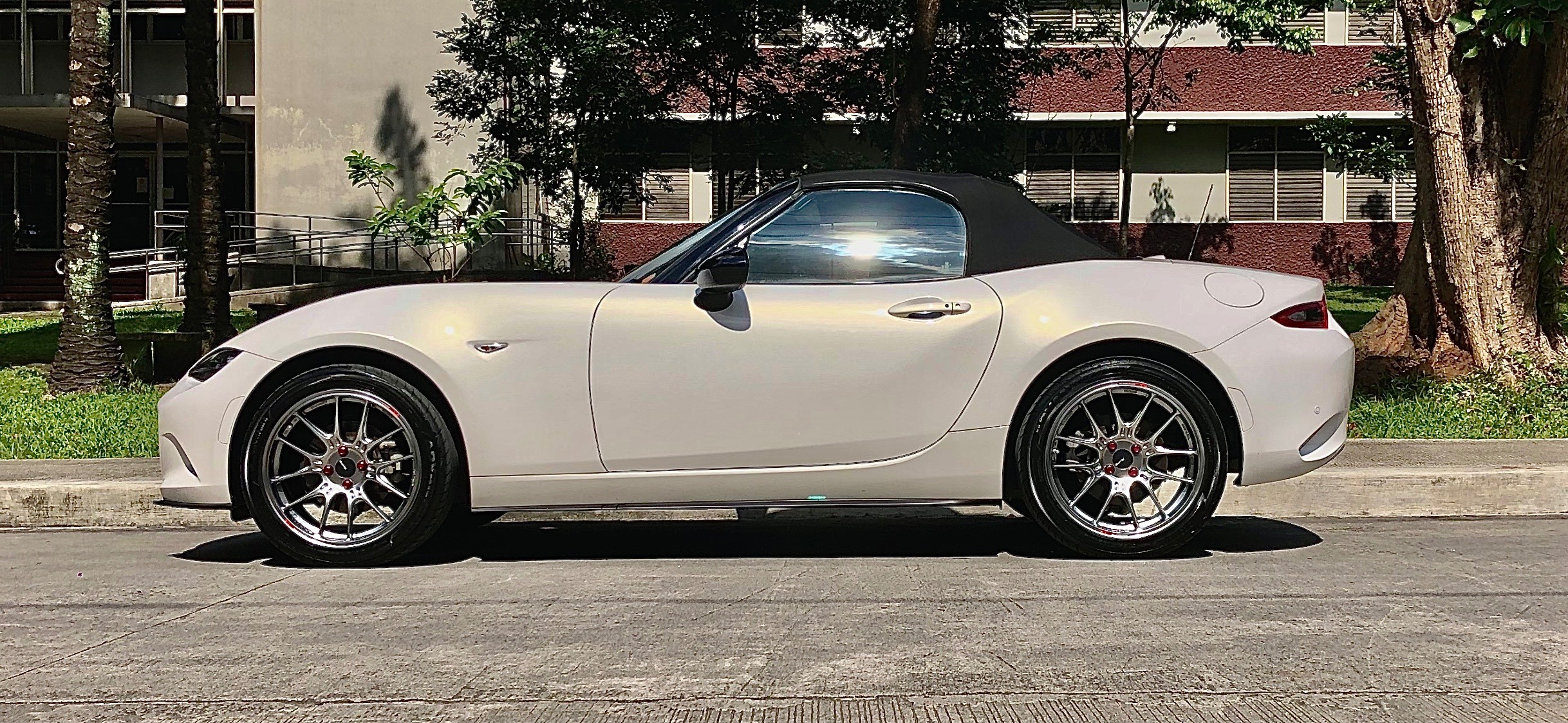 2016 Mazda MX-5 2016 Mazda MX-5